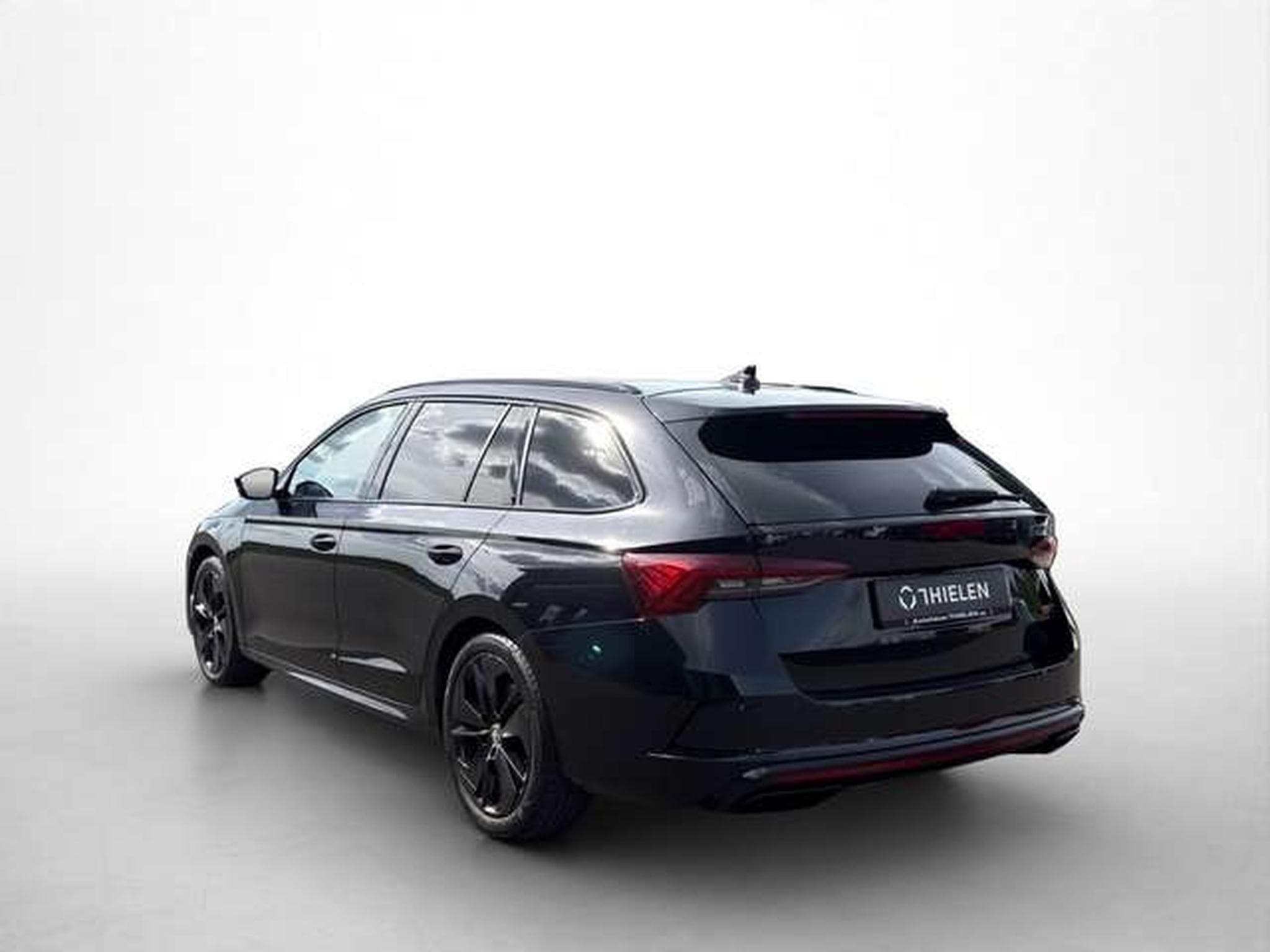 Skoda Octavia Combi RS/Pano/Side-As./360°/Columbus/AHK (2023) - Photo 4