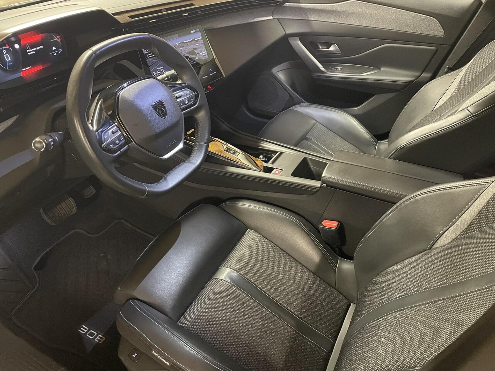 Peugeot 308 SW 1.5 BlueHDI 130 ALLURE EAT8 GPS CARPLAY (2022) - Photo 7