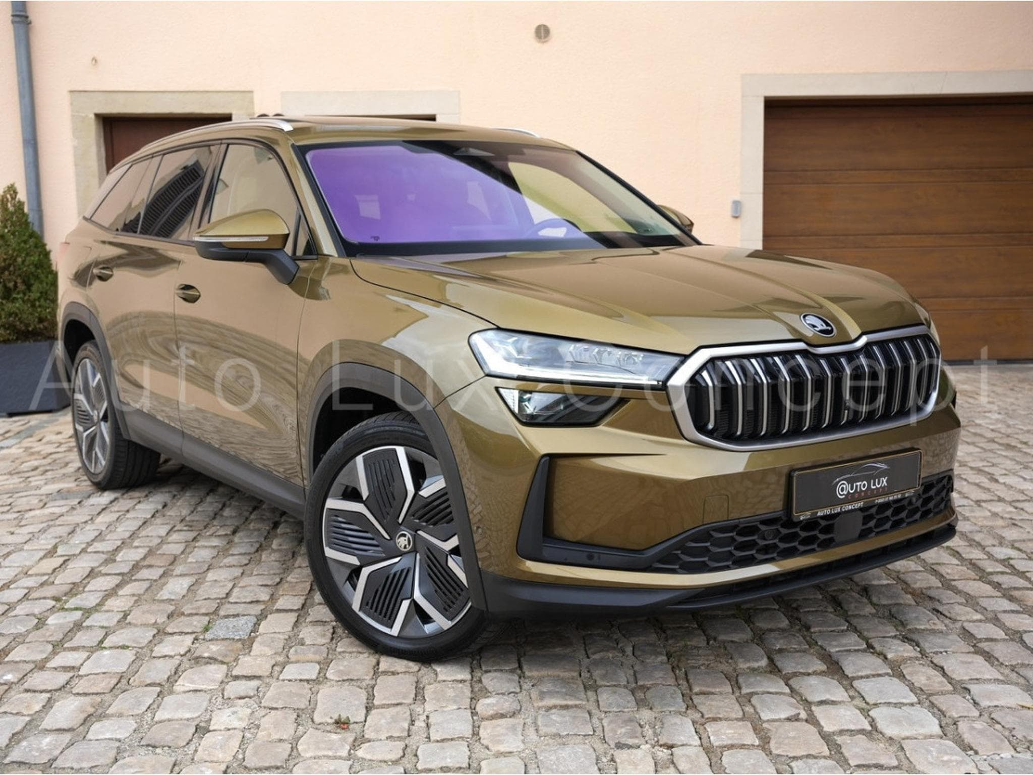 Skoda Kodiaq 2.0 TDI 193 Selection DSG 4x4 7 places (2024) - Photo 2