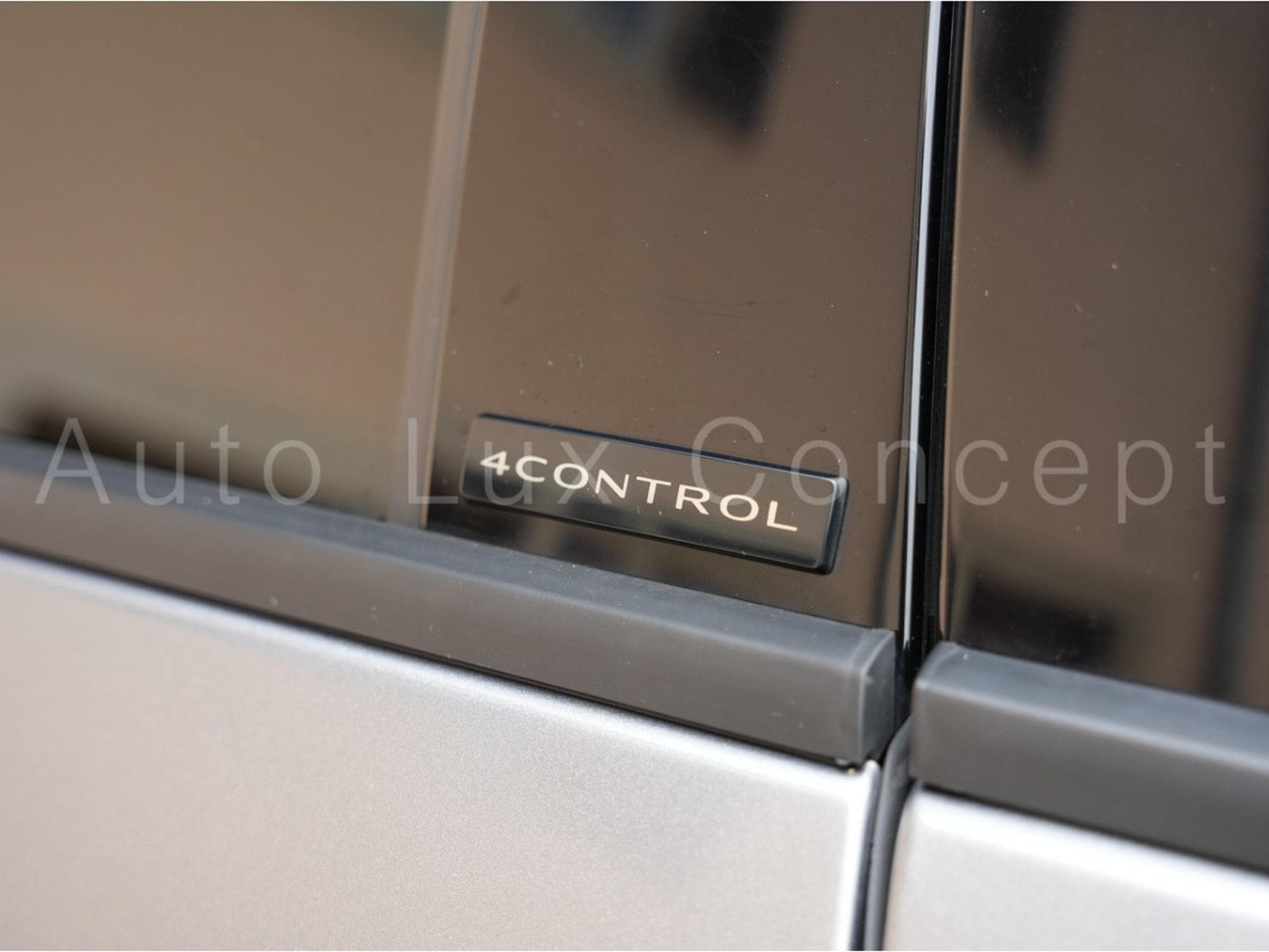 Renault Espace E-Tech Full Hybrid 200 Esprit Alpine 7 places (2025) - Photo 13