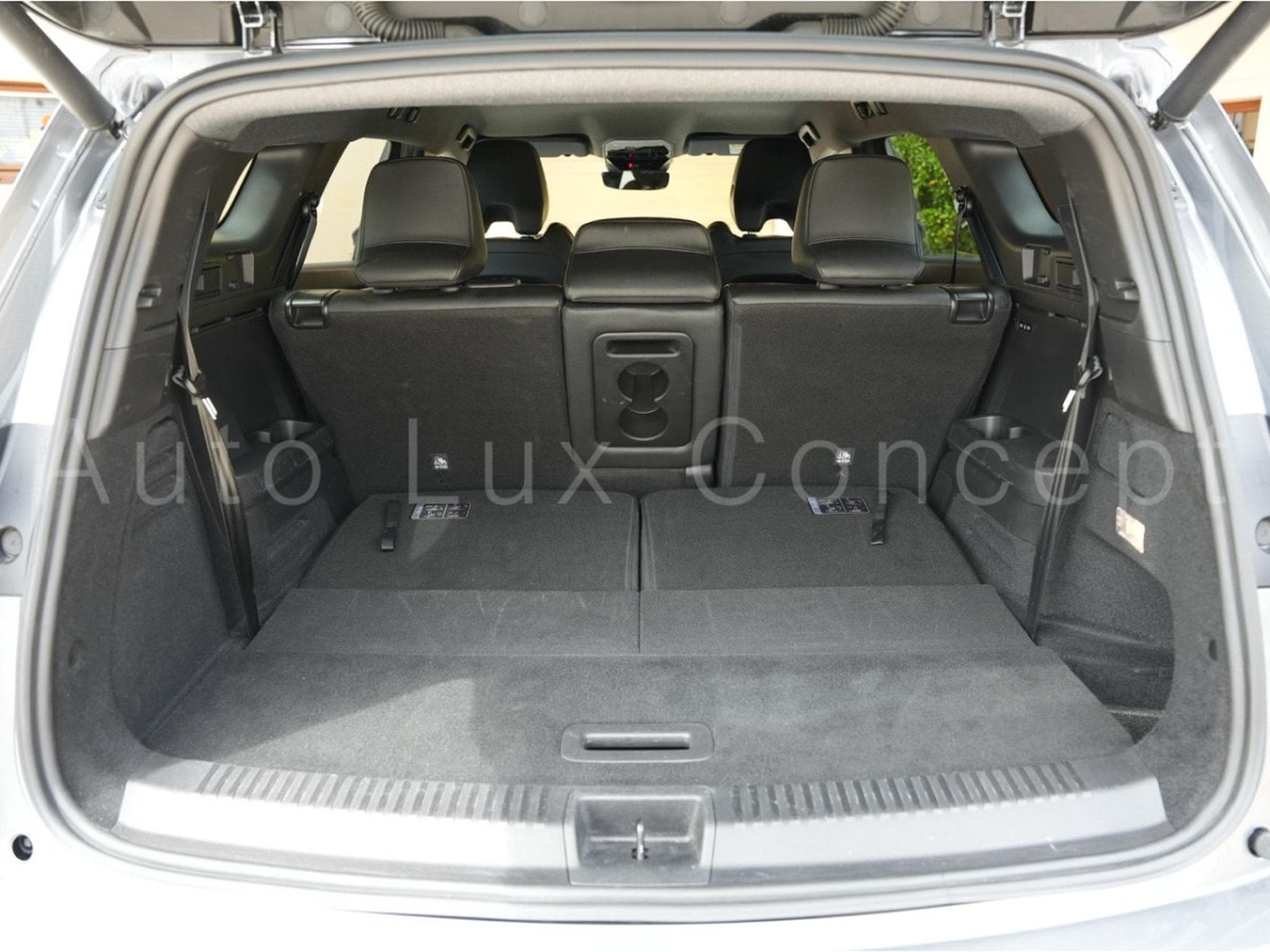 Renault Espace E-Tech Full Hybrid 200 Esprit Alpine 7 places (2025) - Photo 24