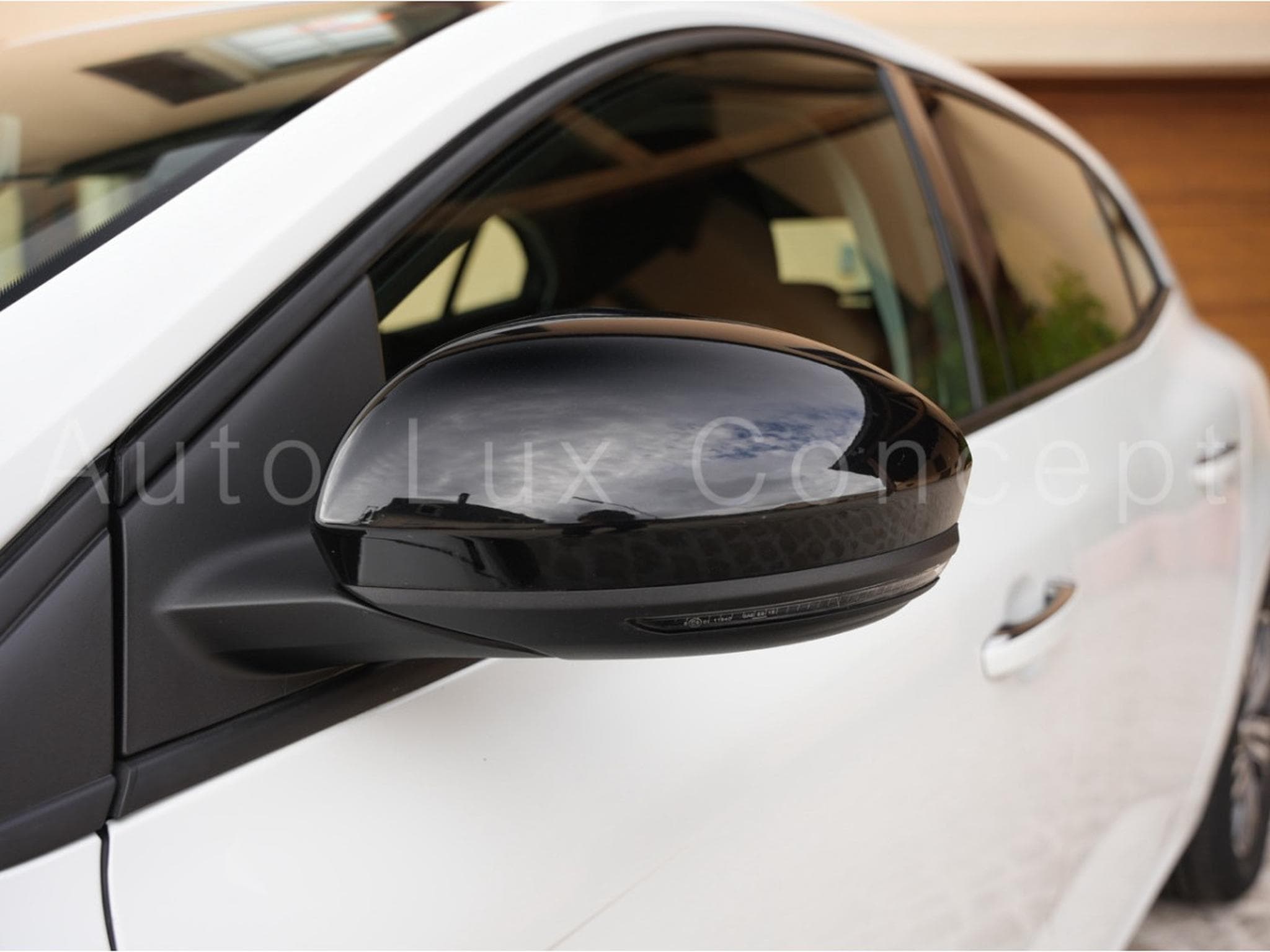 Renault Megane 1.5 dCi 115 EDC7 Equilibre (2024) - Photo 12