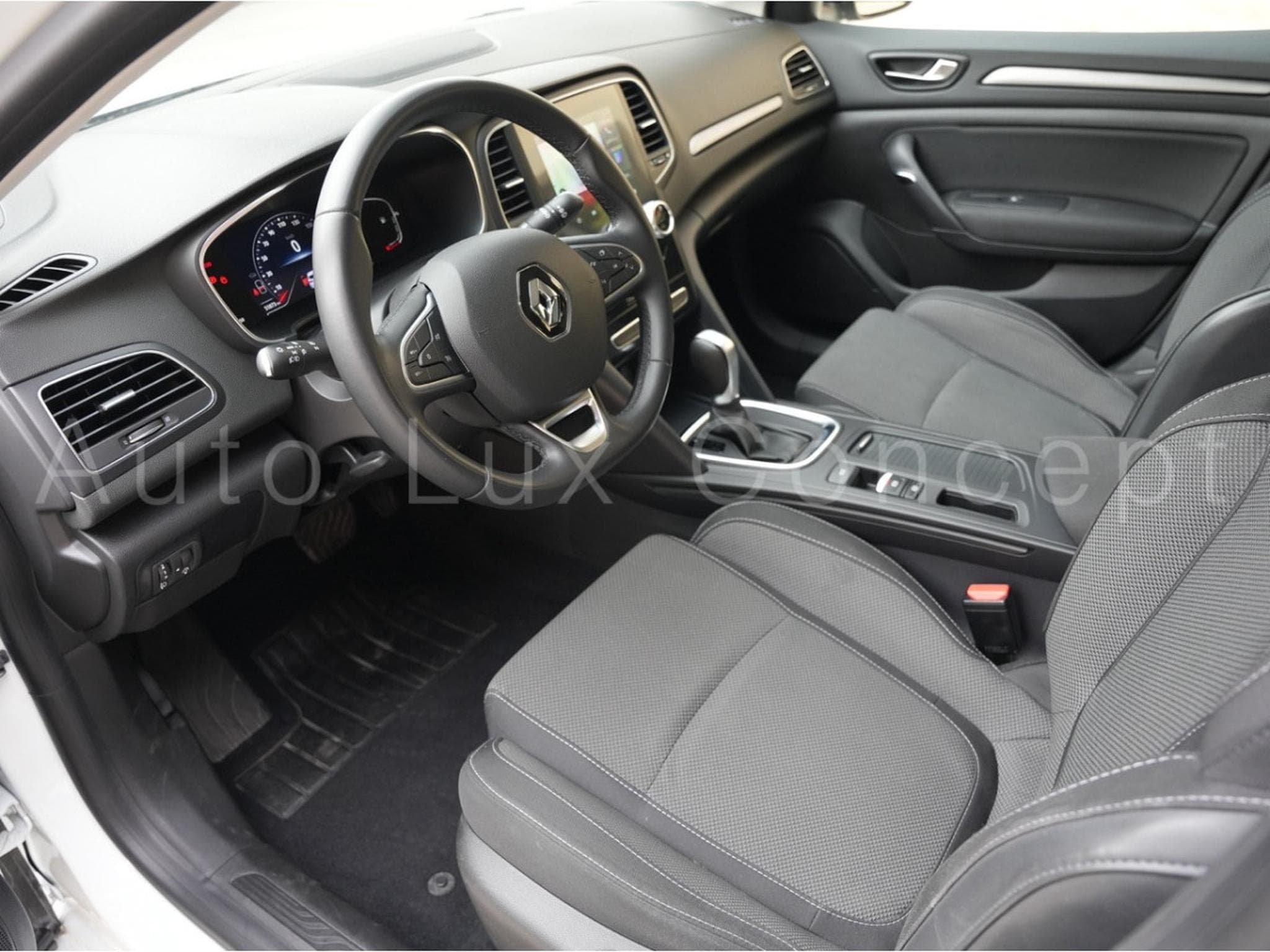 Renault Megane 1.5 dCi 115 EDC7 Equilibre (2024) - Photo 5
