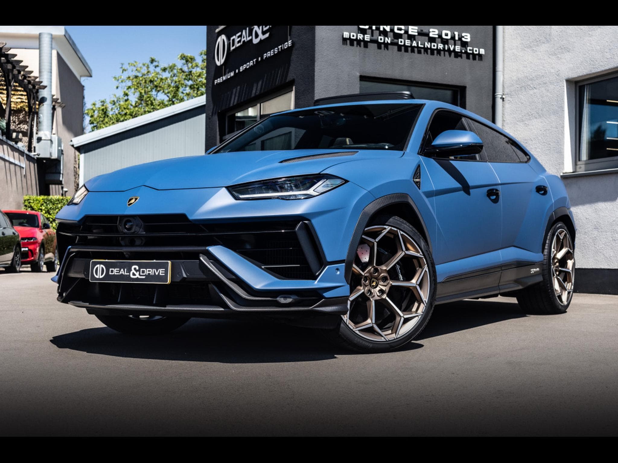 Lamborghini Urus PERFORMANTE 4.0 V8 666 CH – BLU GRIFO MATT – AD PERSONAM – A (2025) - Photo 1
