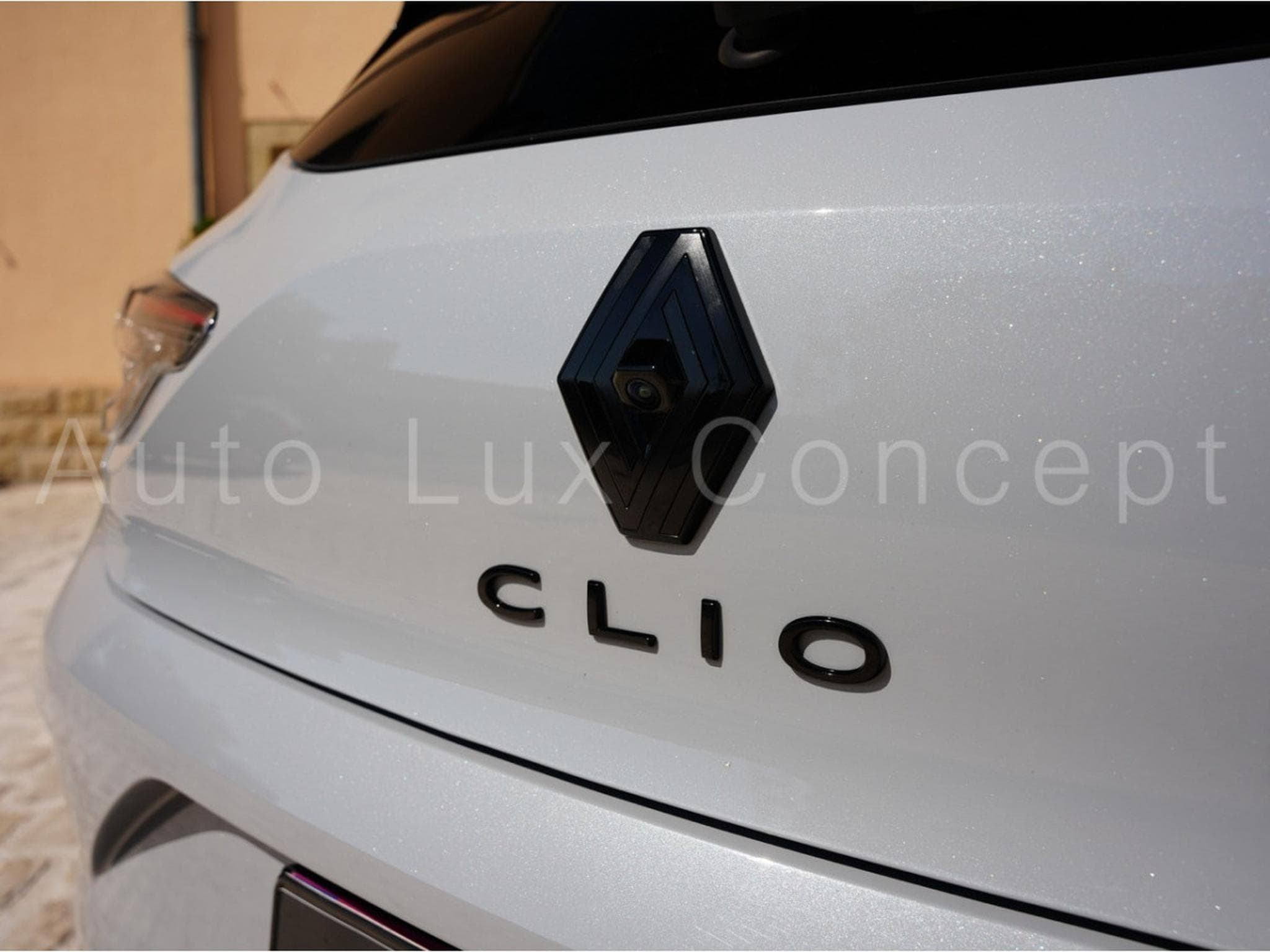 Renault Clio E-Tech Full Hybrid 145 Esprit Alpine (2024) - Photo 11
