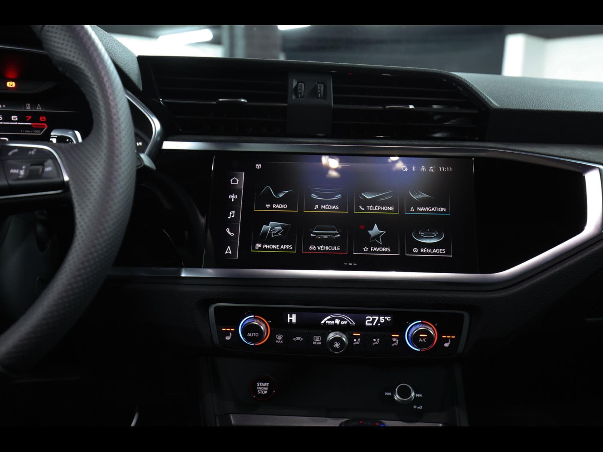 Audi RSQ3 SPORTBACK 2.5 TFSI QUATTRO S-TRONIC - PACK DESIGN NOIR - WAR (2023) - Photo 14