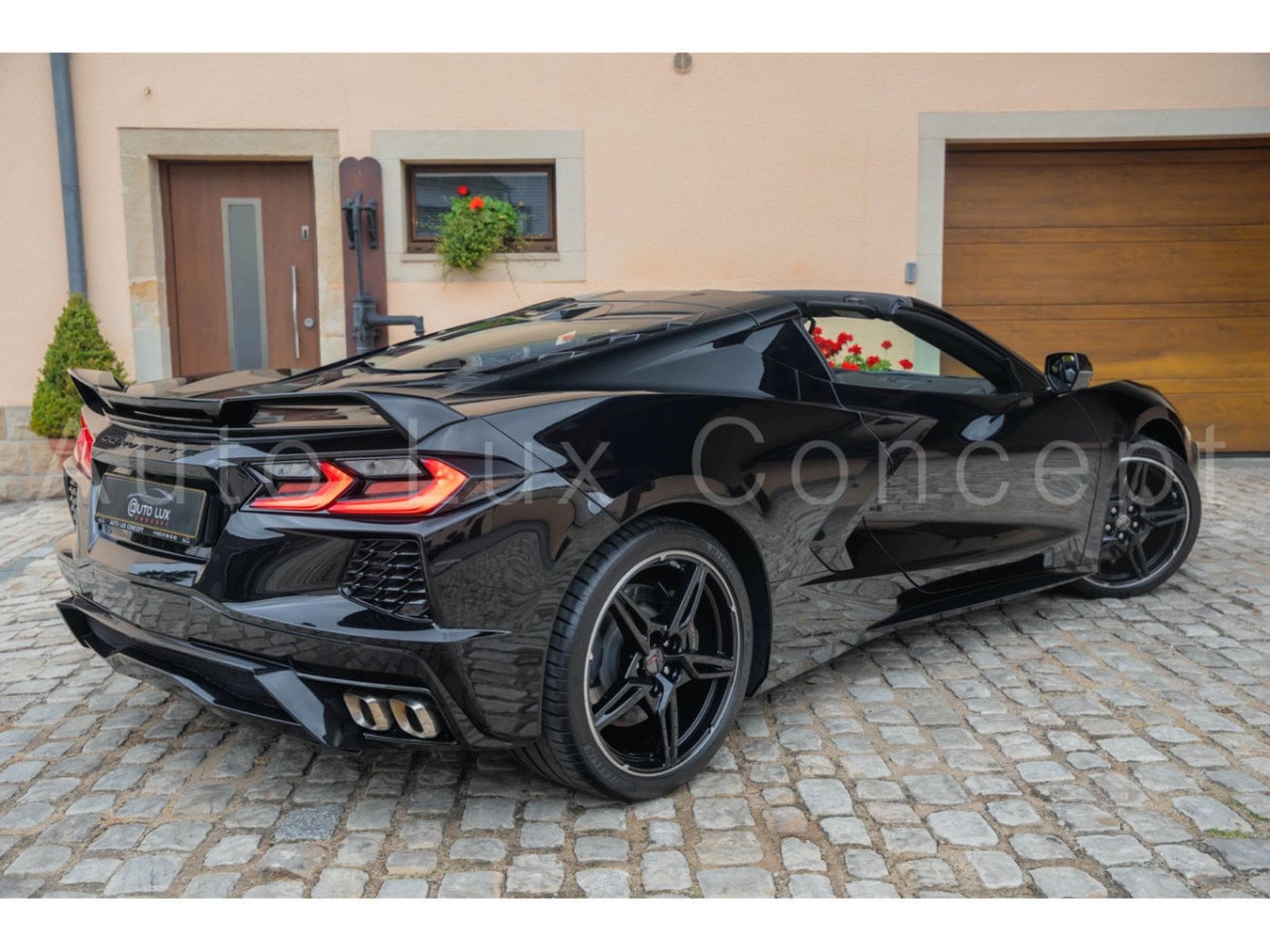 Chevrolet Corvette C8 Stingray Coupé 2LT (2023) - Photo 3