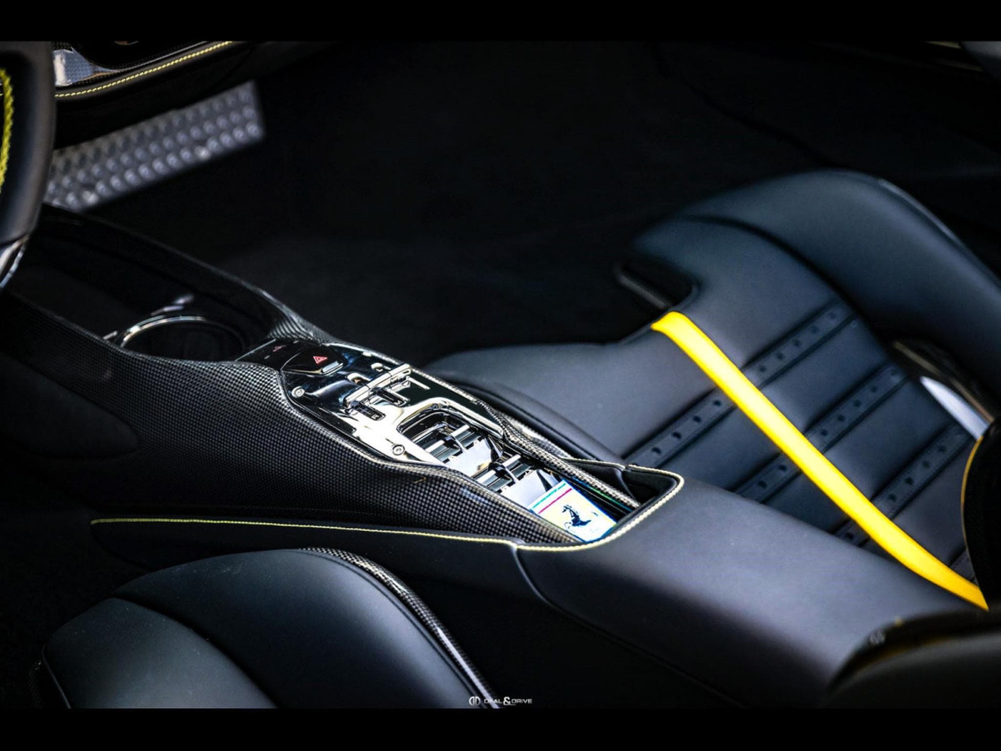 Ferrari SF90 ATELIER°24-MONTH WARRANTY°VIOLA HONG KONG - PPF - IMMAT. FR (2024) - Photo 25