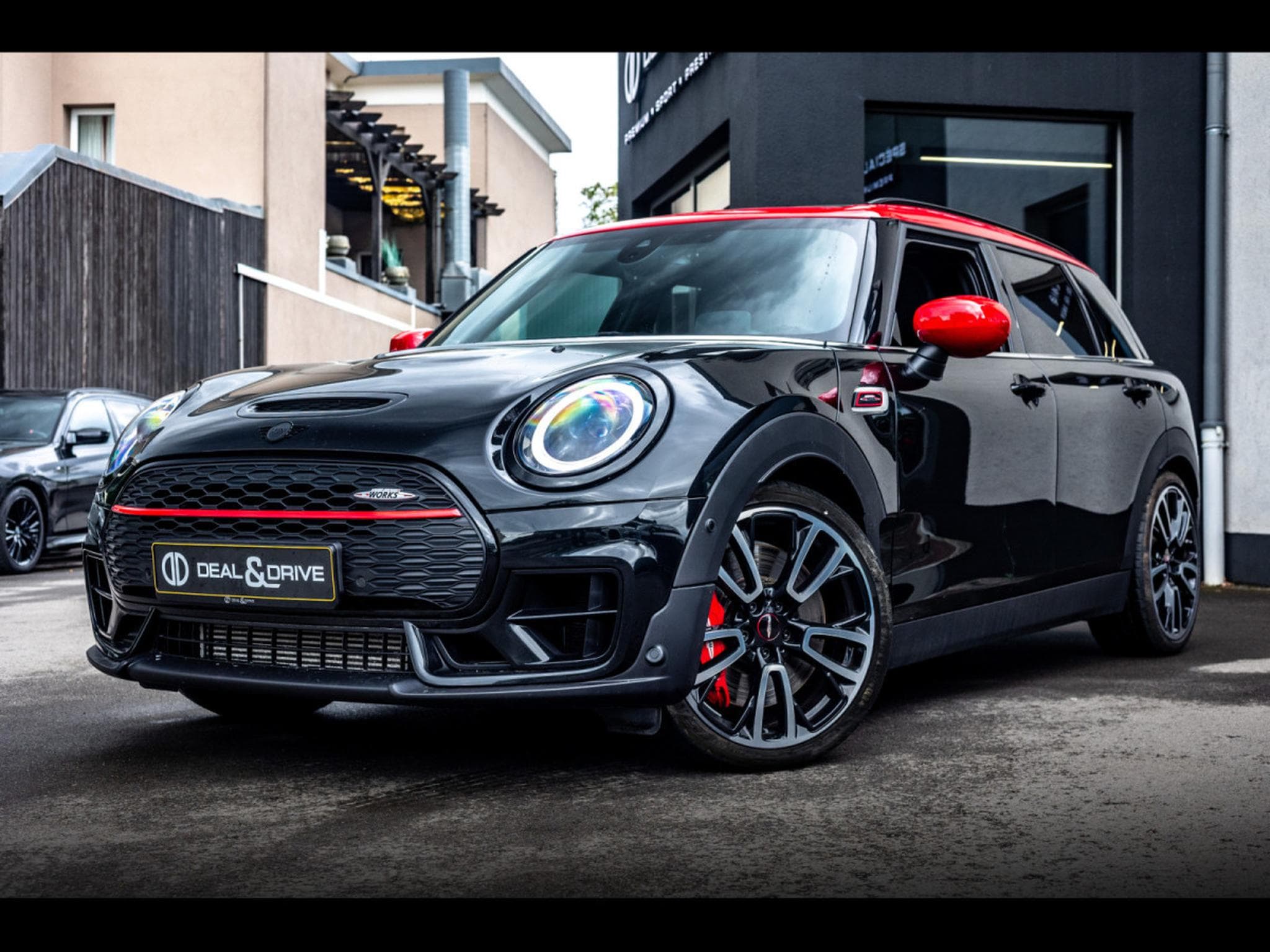 Mini Clubman John Cooper Works ALL4 - MIDNIGHT BLACK II (2022) - Photo 1