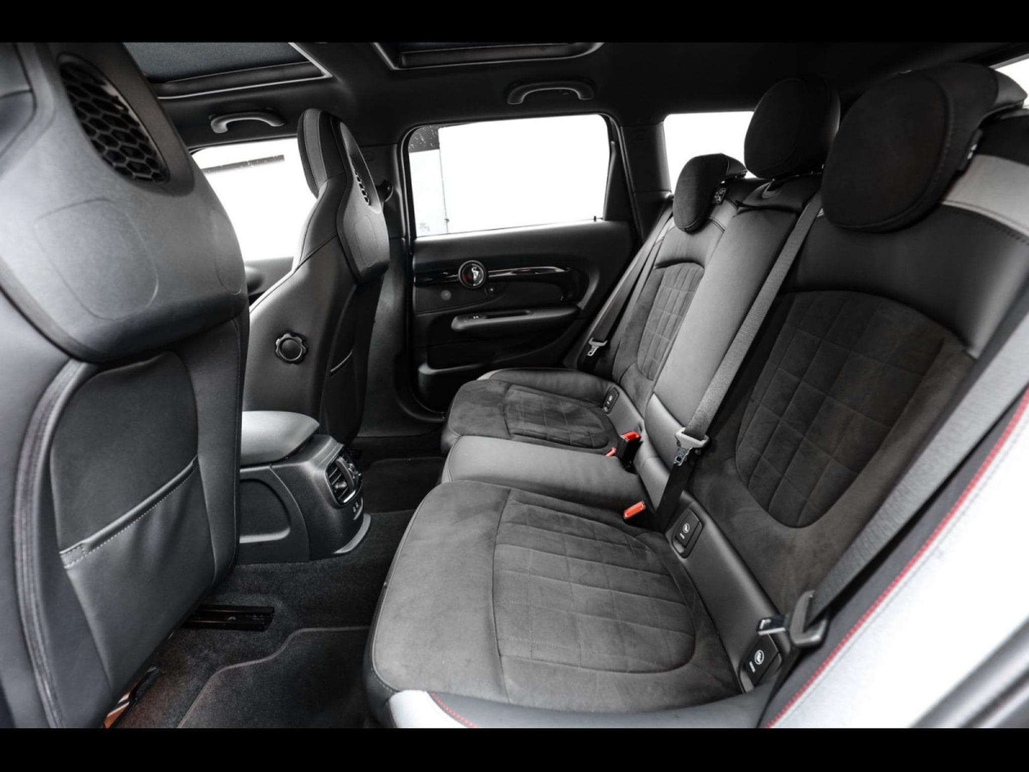 Mini Clubman John Cooper Works ALL4 - MIDNIGHT BLACK II (2022) - Photo 13