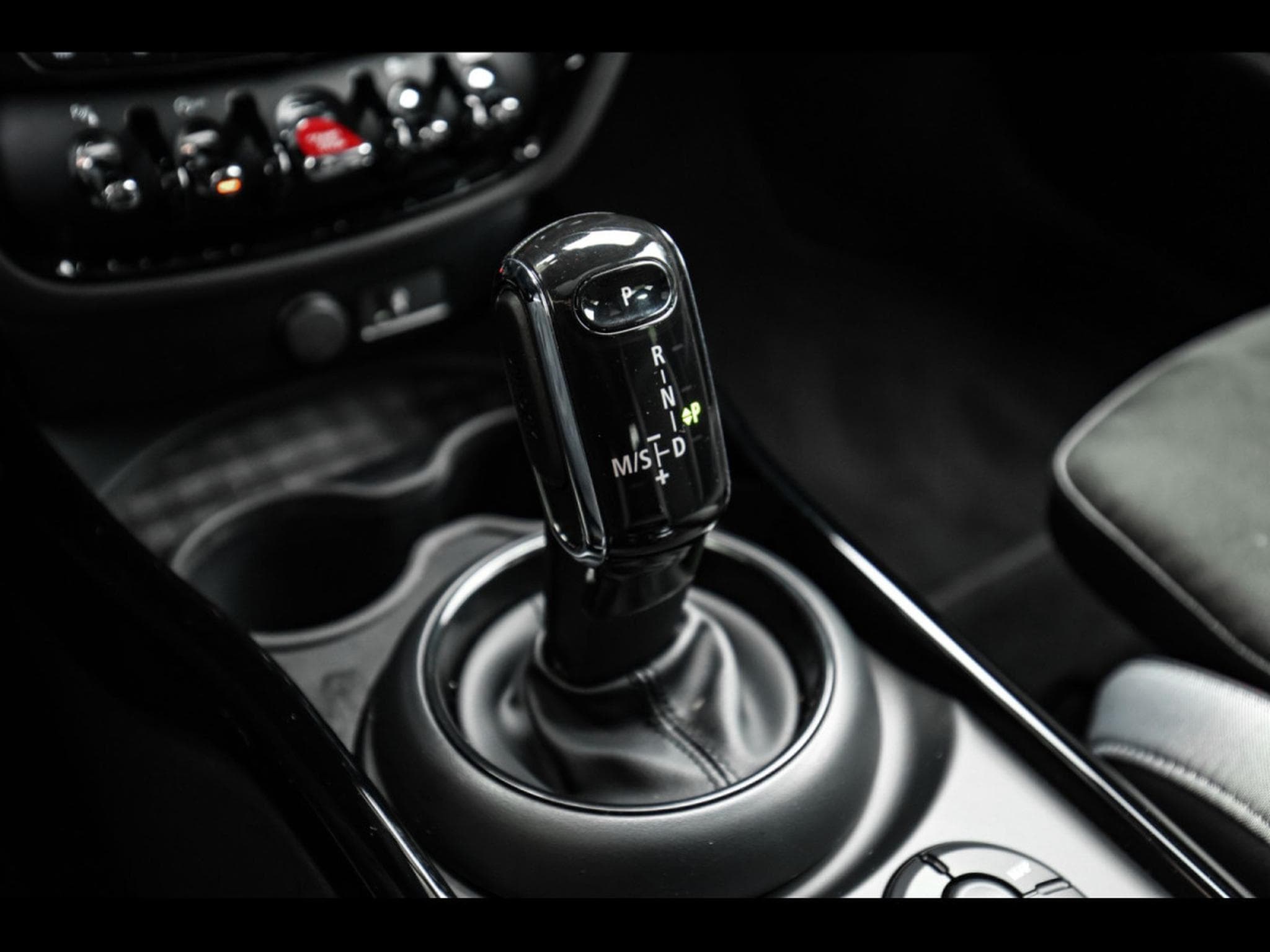 Mini Clubman John Cooper Works ALL4 - MIDNIGHT BLACK II (2022) - Photo 18