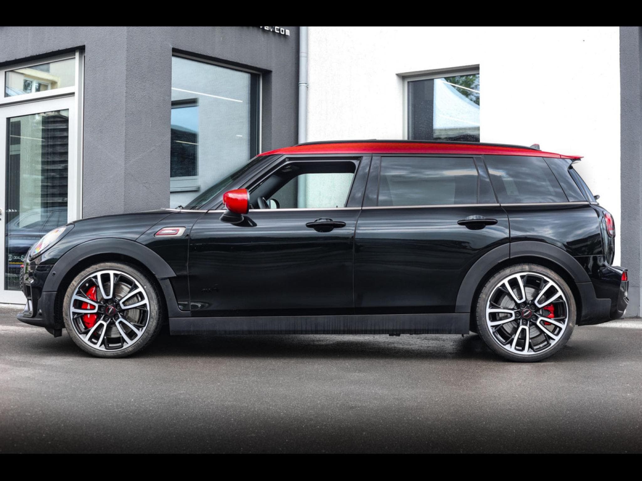 Mini Clubman John Cooper Works ALL4 - MIDNIGHT BLACK II (2022) - Photo 2