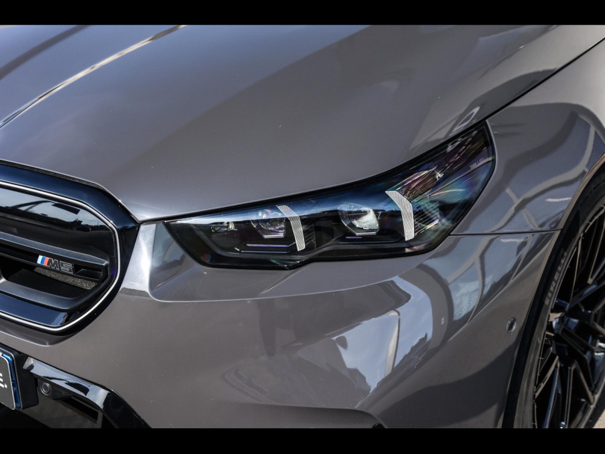 BMW M5 TOURING (G99) – BMW INDIVIDUAL GREY BLACK – PPF – IMMAT FR. (2025) - Photo 22