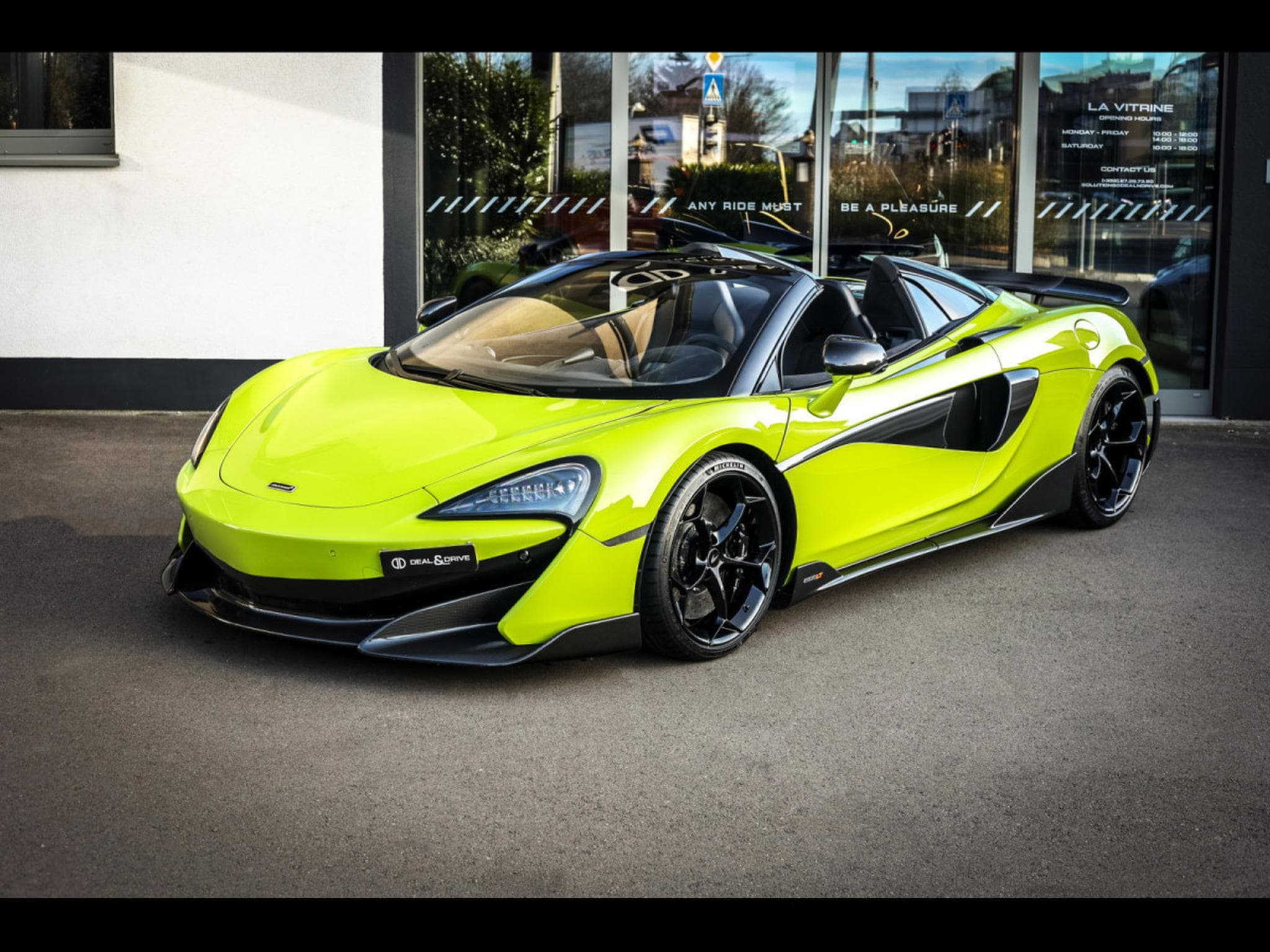 McLaren 600LT 3.8 V8 600 – PPF - LIME GREEN ELITE PAINT (2020) - Photo 16