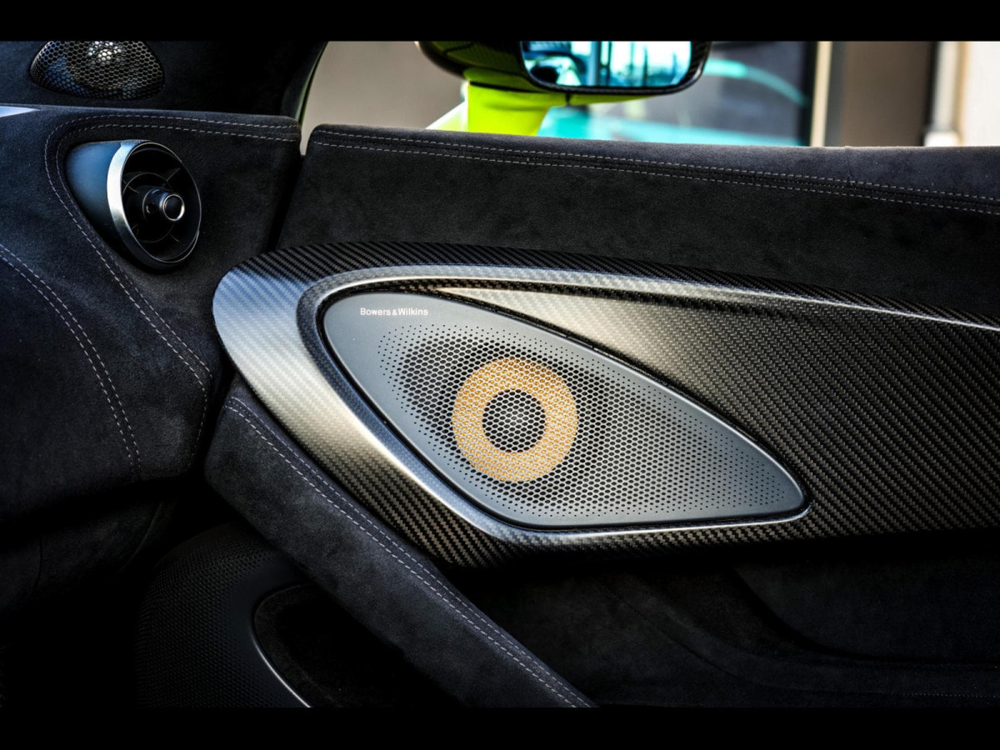 McLaren 600LT 3.8 V8 600 – PPF - LIME GREEN ELITE PAINT (2020) - Photo 24