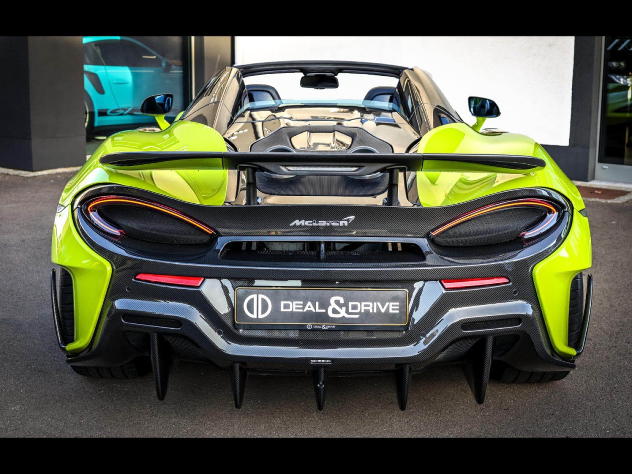 McLaren 600LT 3.8 V8 600 – PPF - LIME GREEN ELITE PAINT (2020) - Photo 4