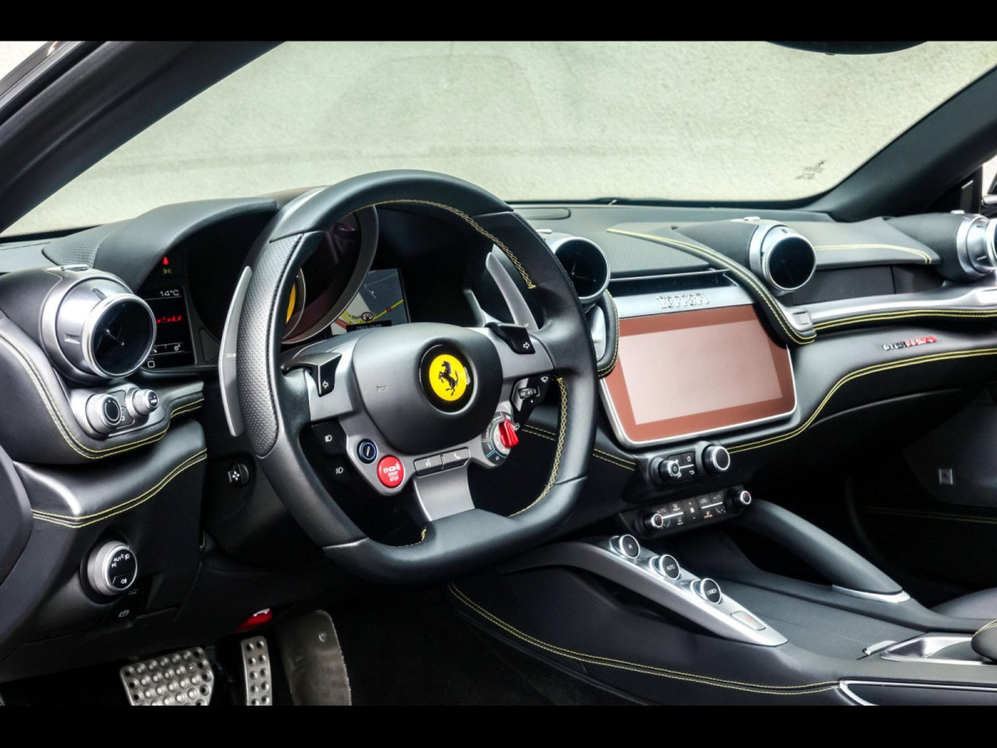 Ferrari GTC4 Lusso 6.3 V12 (690 CH) - NERO DAYTONA - IMMAT FR. - PPF - NEW FERR (2018) - Photo 10