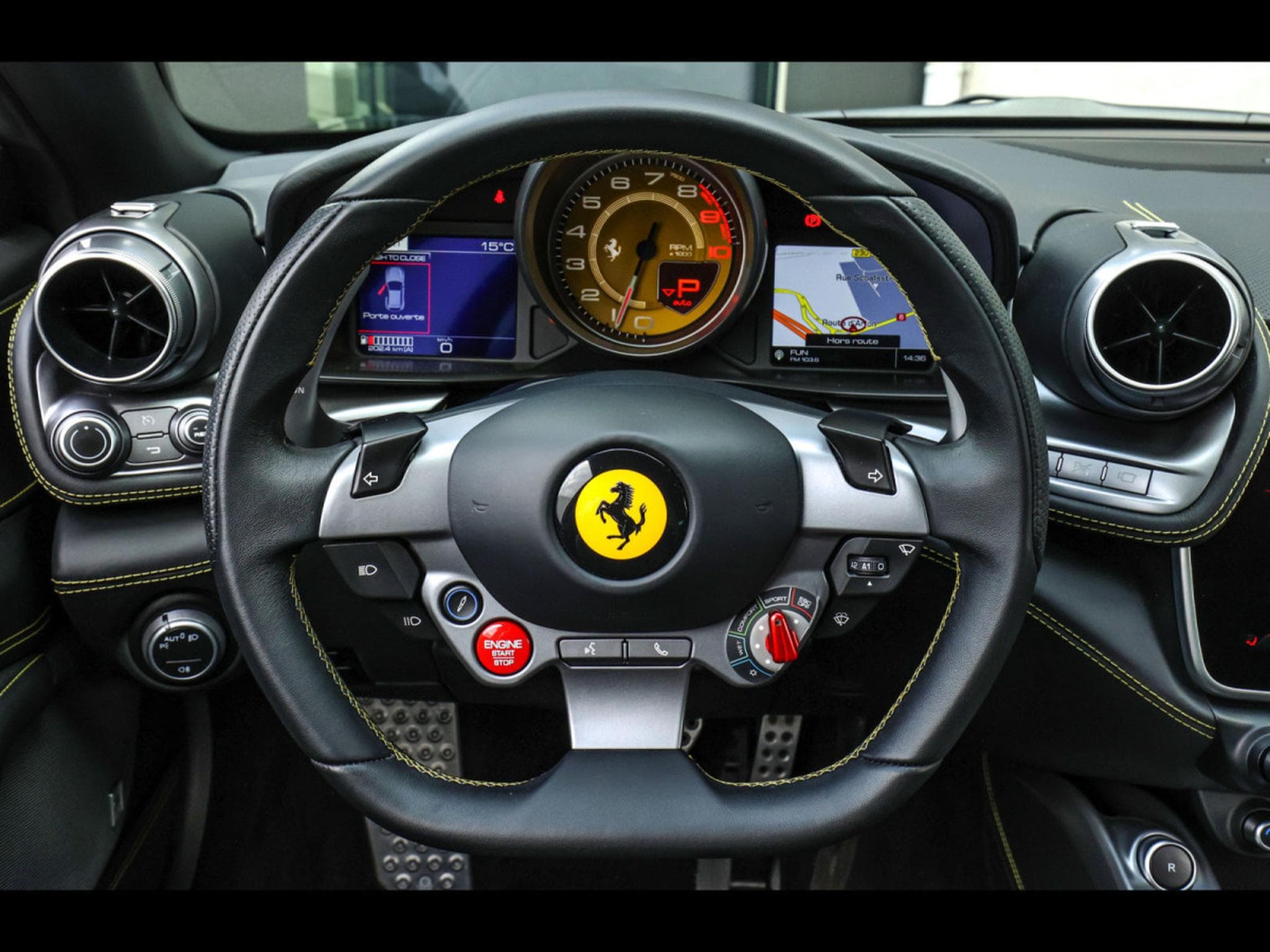 Ferrari GTC4 Lusso 6.3 V12 (690 CH) - NERO DAYTONA - IMMAT FR. - PPF - NEW FERR (2018) - Photo 12