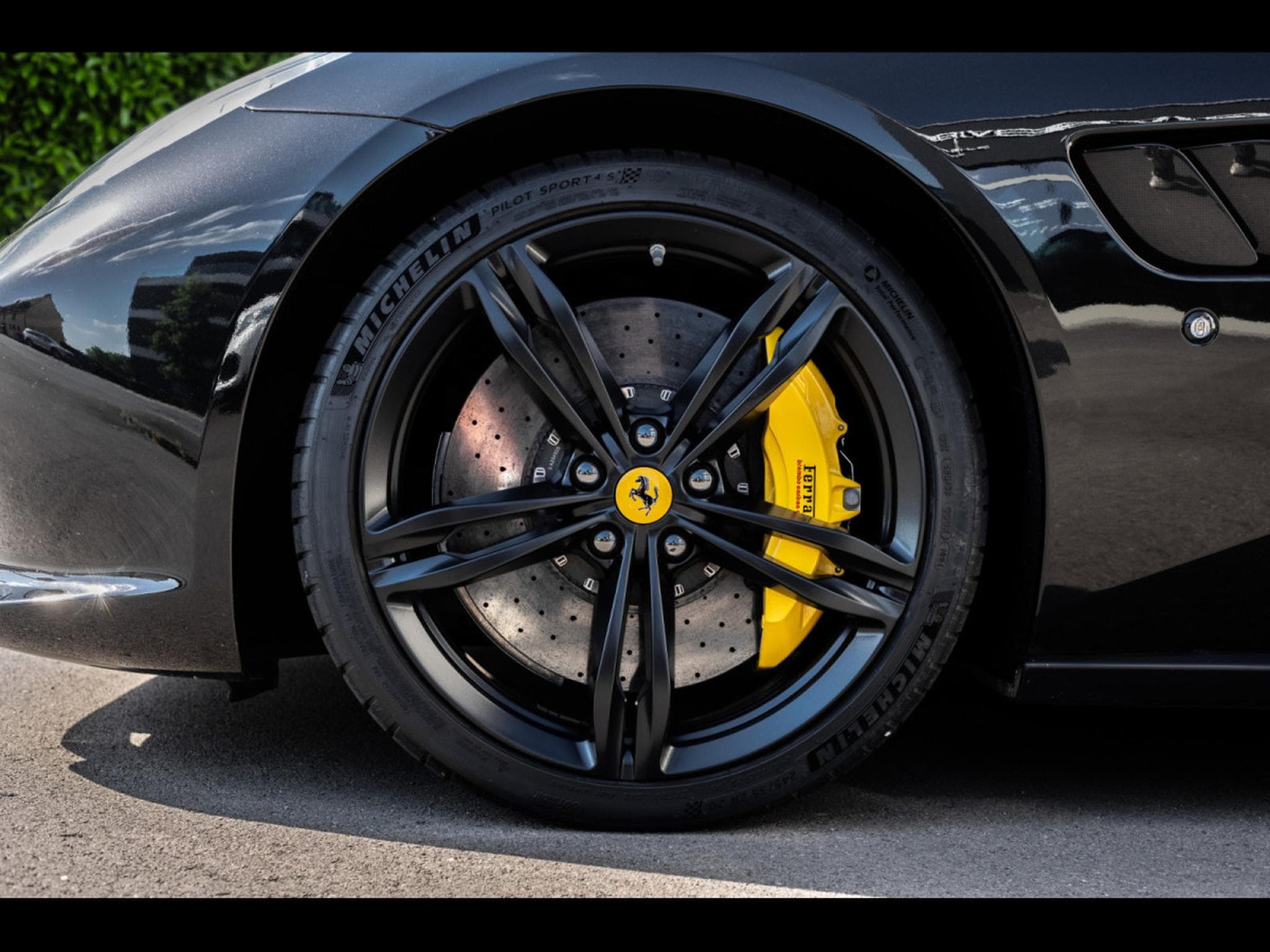 Ferrari GTC4 Lusso 6.3 V12 (690 CH) - NERO DAYTONA - IMMAT FR. - PPF - NEW FERR (2018) - Photo 8