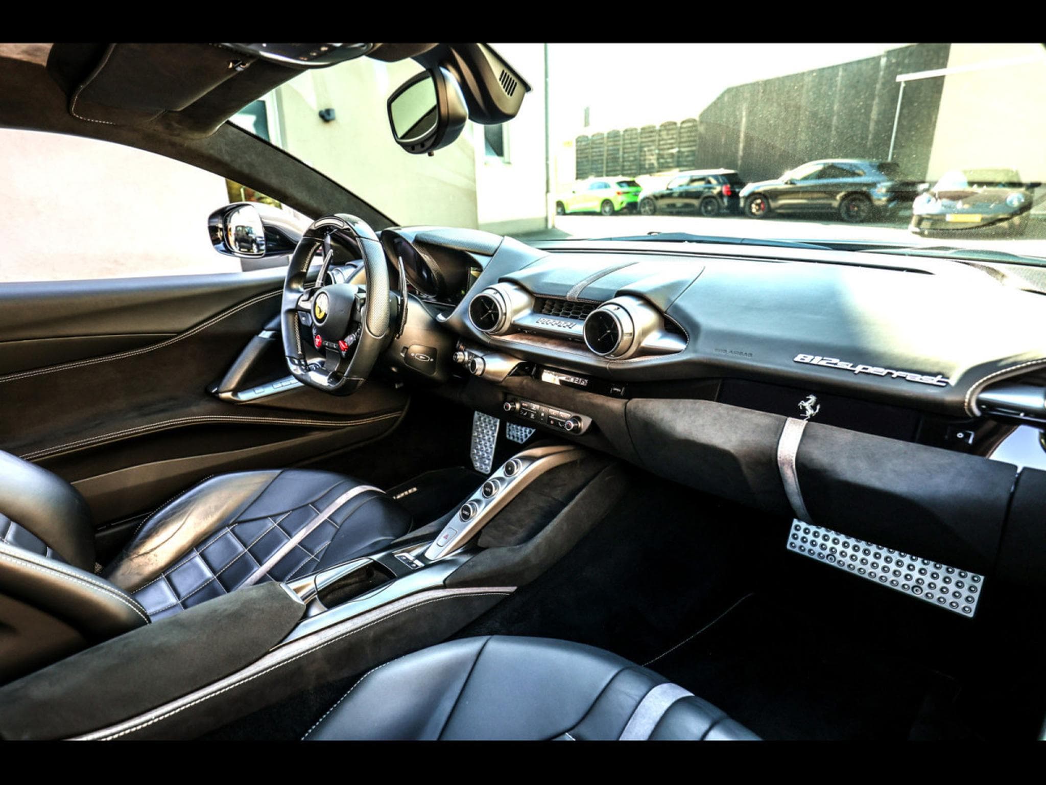 Ferrari 812 Superfast 6.5 V12 – POWER15 02/2027 - GRIGIO SILVERSTONE - P (2018) - Photo 19