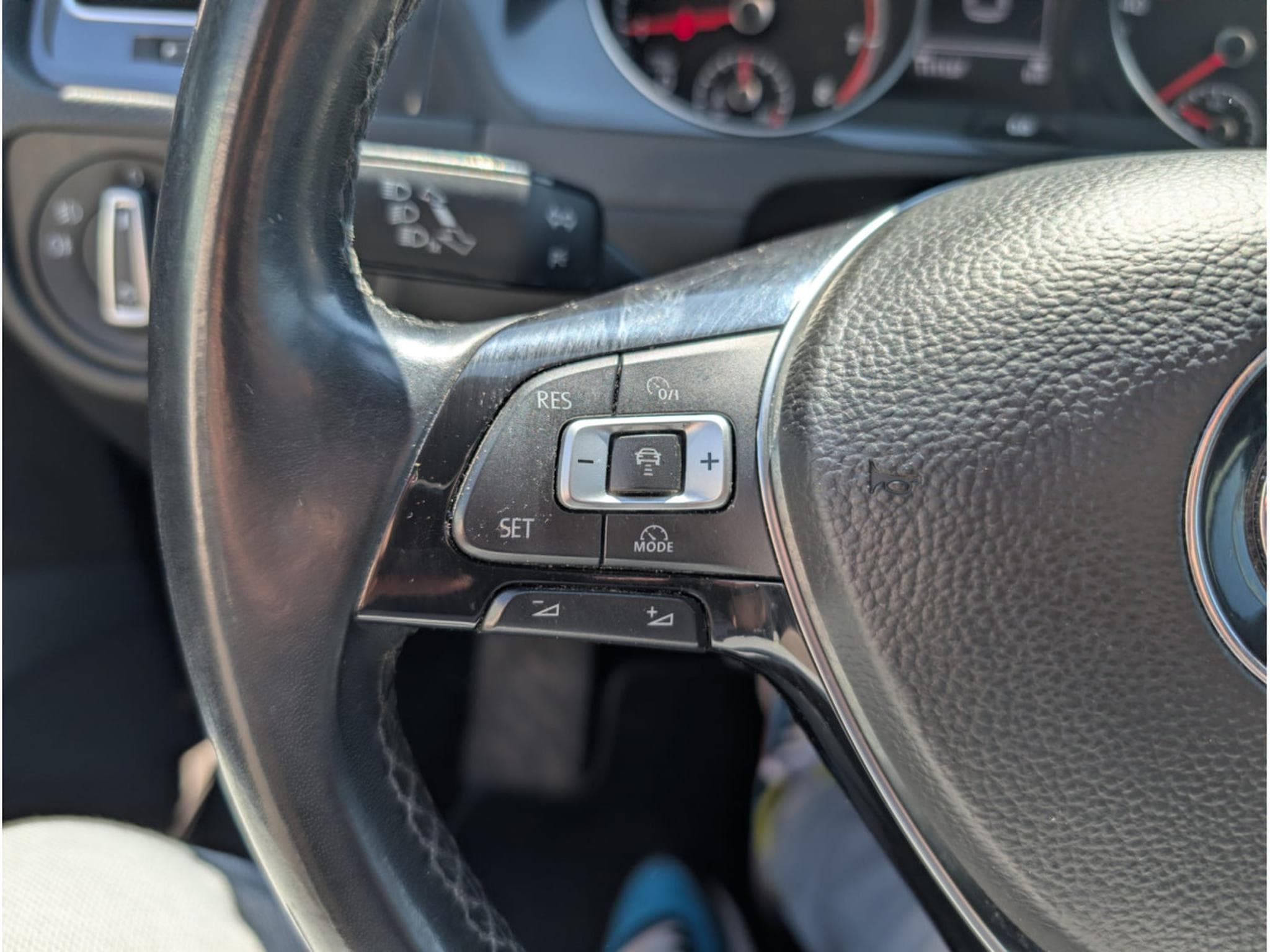 VW Golf COMFORTLINE VII 1.0 TSI 110CV DSG * GARANTIE 36 MOIS * (2018) - Photo 16