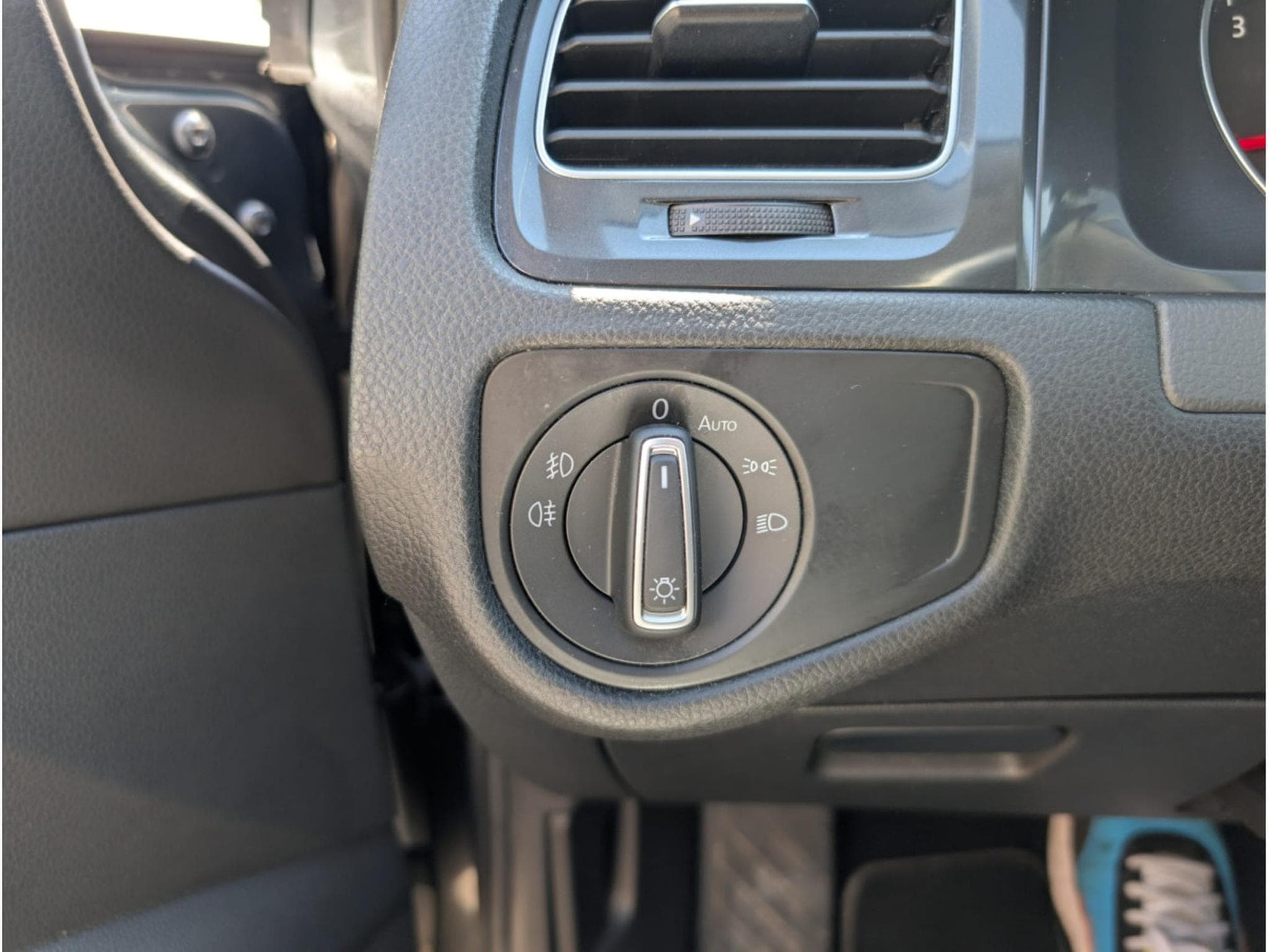 VW Golf COMFORTLINE VII 1.0 TSI 110CV DSG * GARANTIE 36 MOIS * (2018) - Photo 18