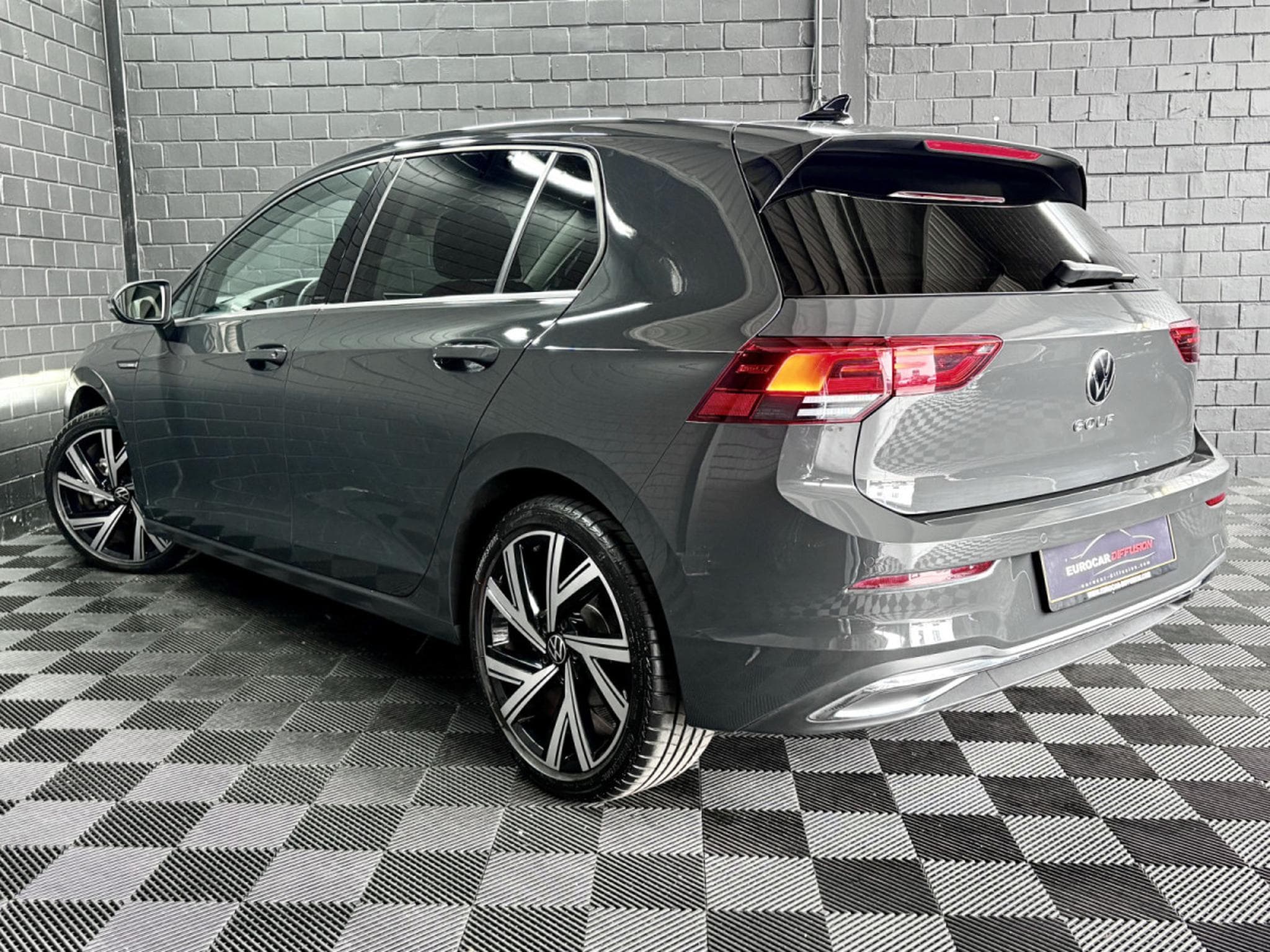 VW Golf STYLE 2.0 TDI 150CV DSG7 *CAMERA* NAVI * SIEGES CHAUFF* (2024) - Photo 4