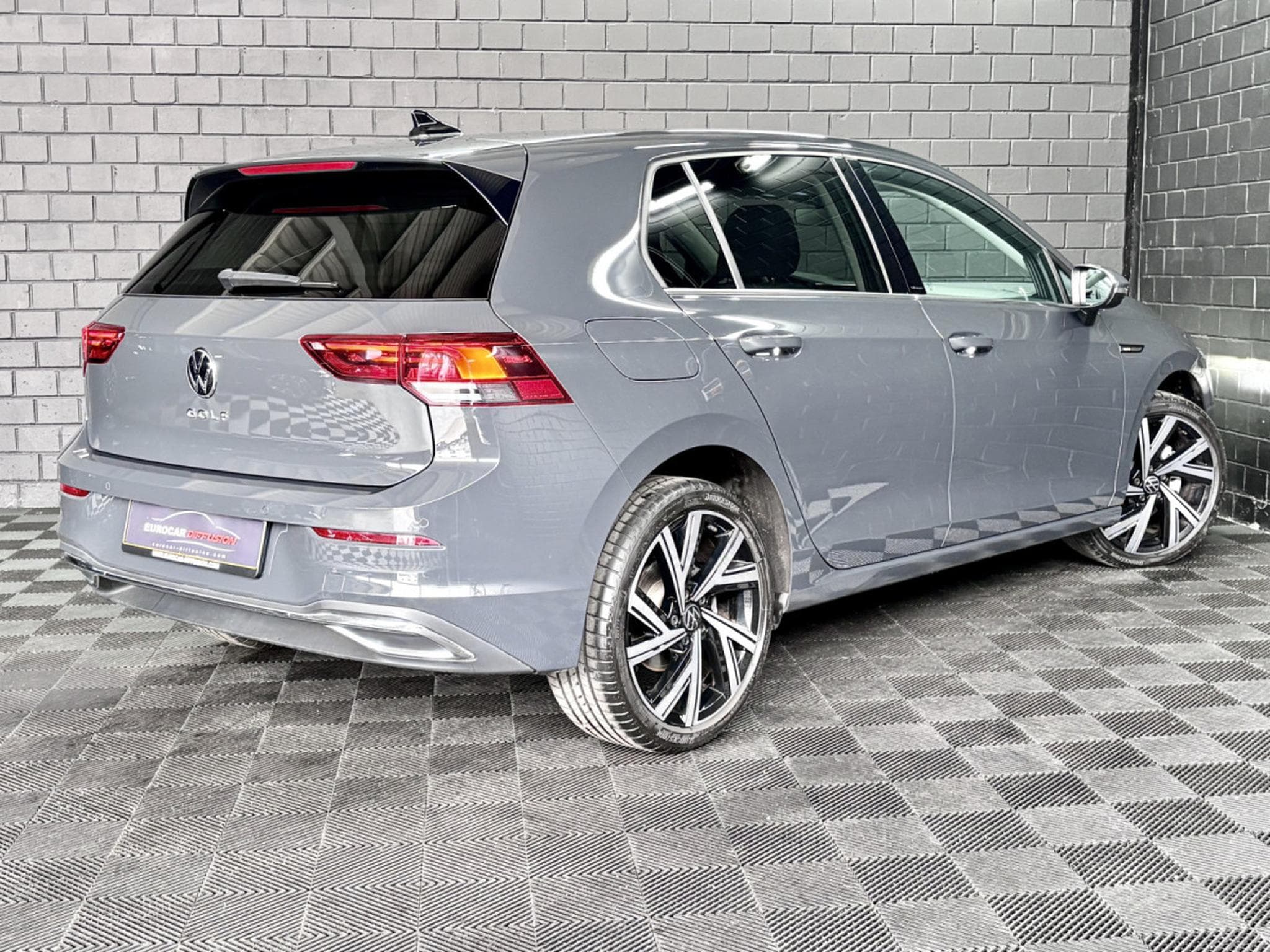 VW Golf STYLE 2.0 TDI 150CV DSG7 *CAMERA* NAVI * SIEGES CHAUFF* (2024) - Photo 6