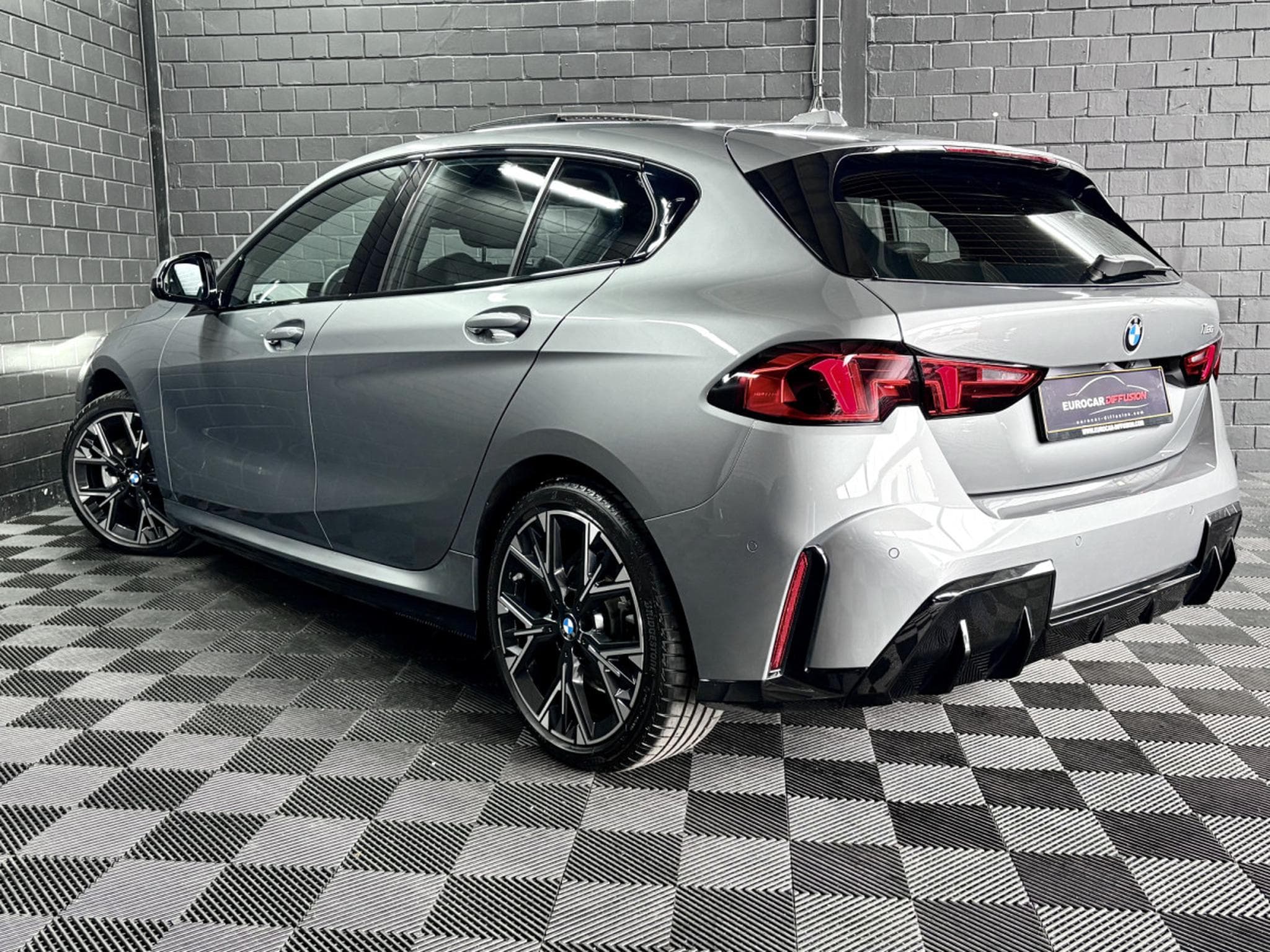 BMW 120 120iA M-Sport 170CV (F70) *PANO*Sièges Chauffants*Shadow Lin (2025) - Photo 5