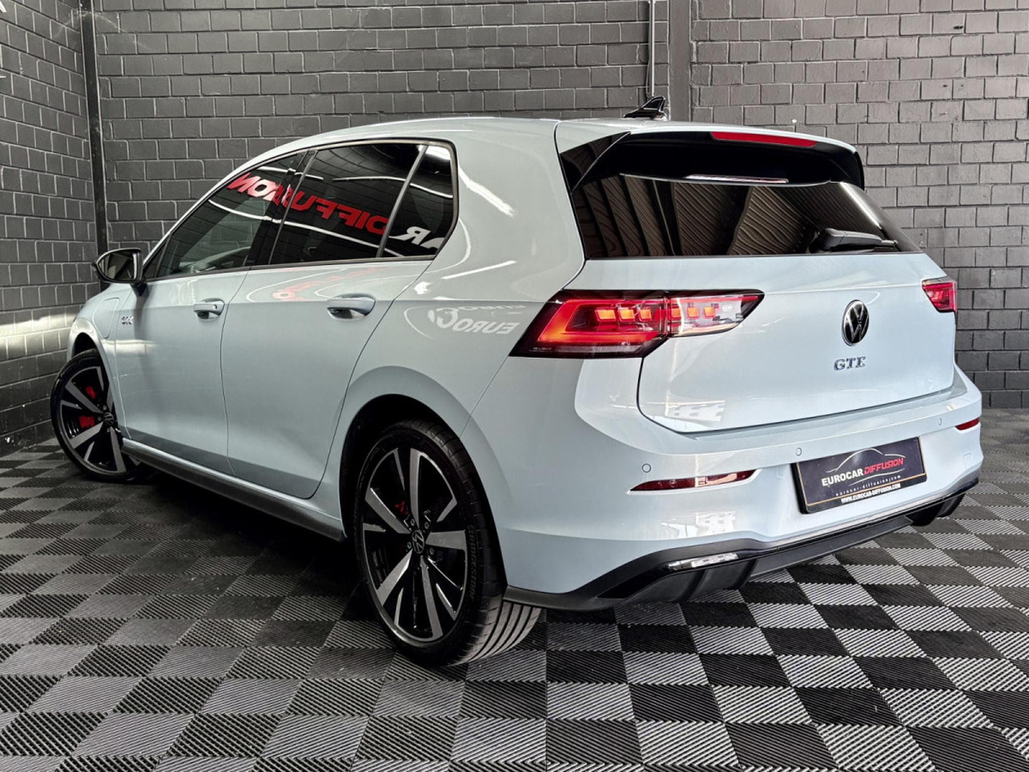 VW Golf GTE PHASE 2  1.5 eHybrid 272 CV DSG 6 *CAM* MATRIX * TÊTE HA (2025) - Photo 2
