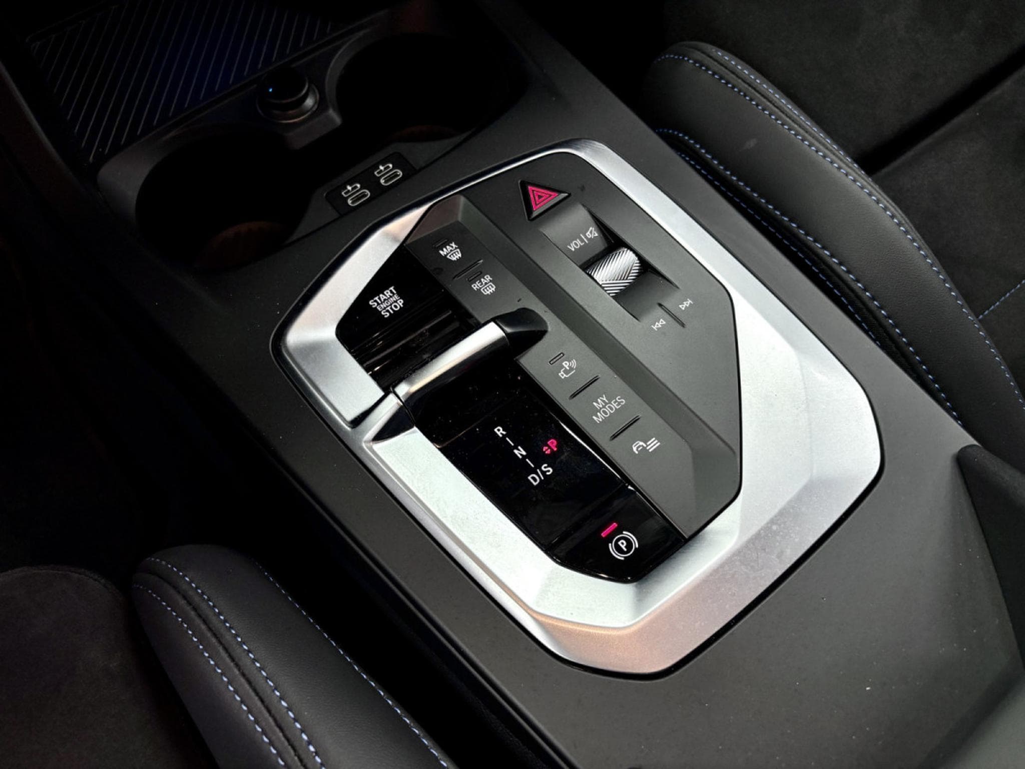 BMW 120 120iA M-Sport 170CV (F70) *PANO*Sièges Chauffants*Shadow Lin (2025) - Photo 14