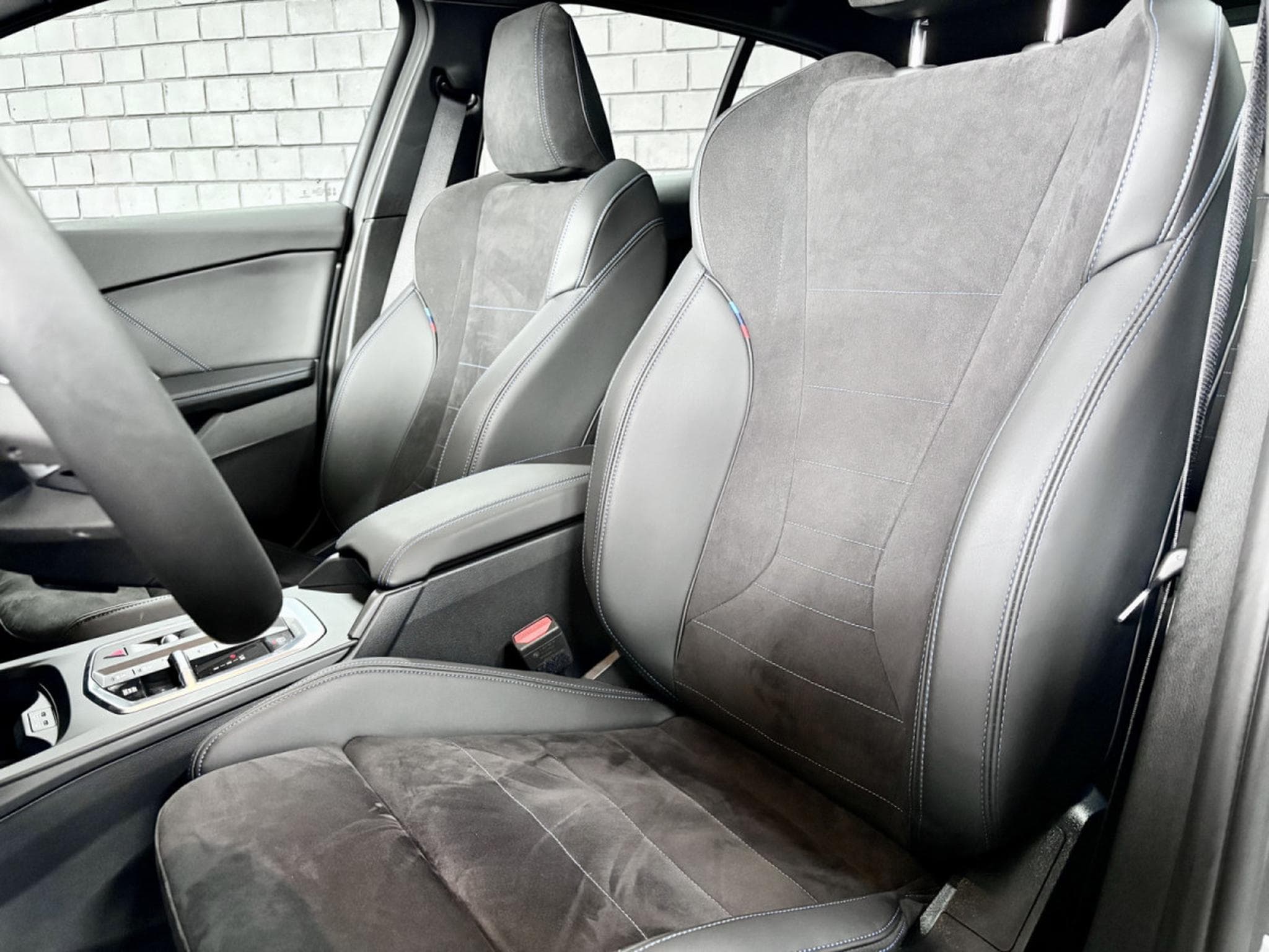 BMW 120 120iA M-Sport 170CV (F70) *PANO*Sièges Chauffants*Shadow Lin (2025) - Photo 7