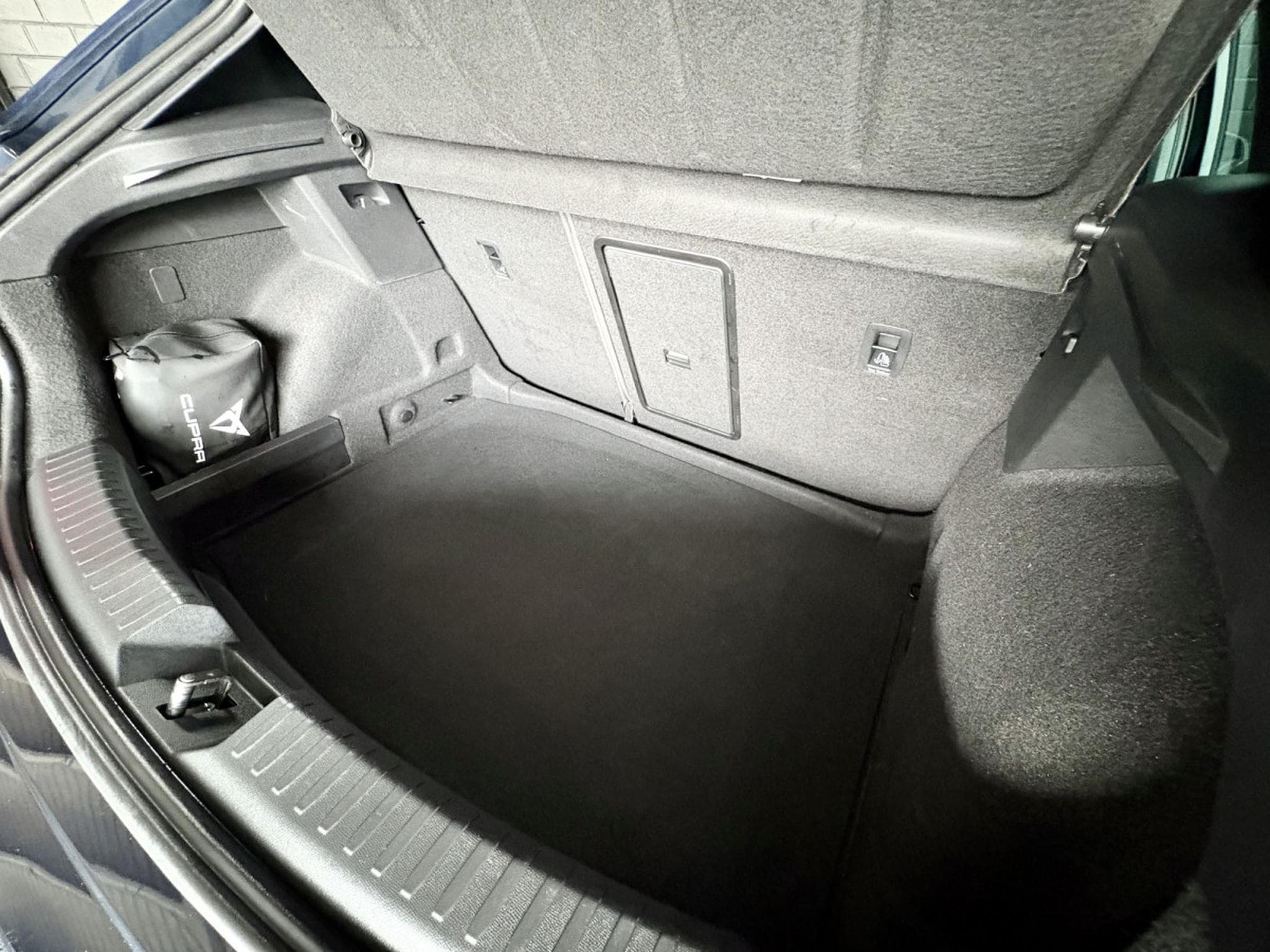 Cupra Leon 2.0 TSI 300CV * PANO * VSS * CAM* (2022) - Photo 22