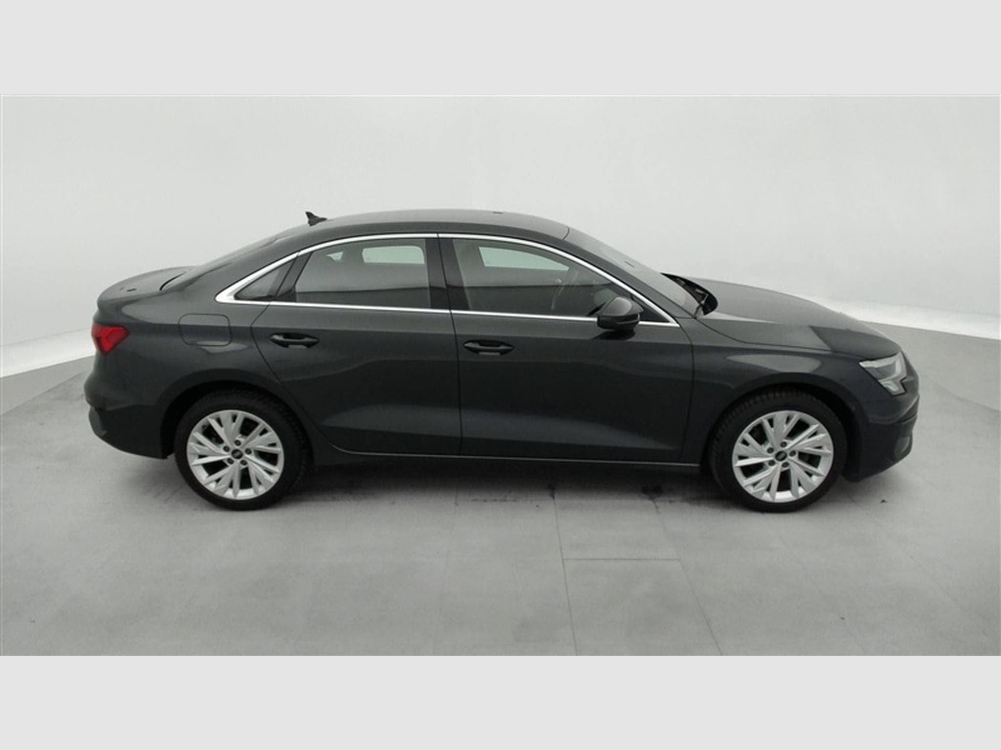 Audi A3 30 TDi Advanced S tronic NAVI/FULL LED/JA17/PDC (2022) - Photo 23