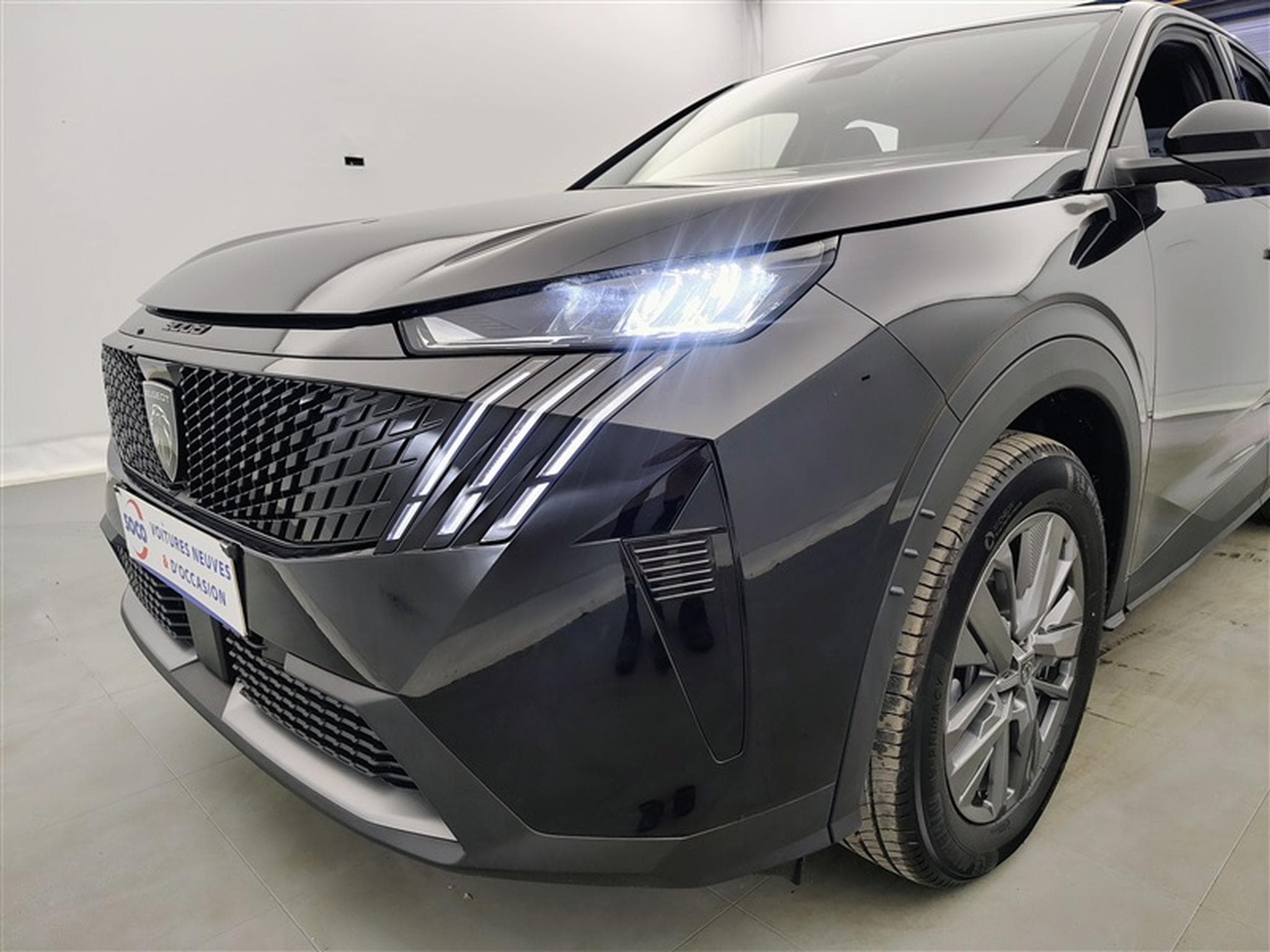 Peugeot 3008 1.2 Hybrid 145cv e-DCS6 Allure NAVI / FULL LED / CAMERA (2026) - Photo 15