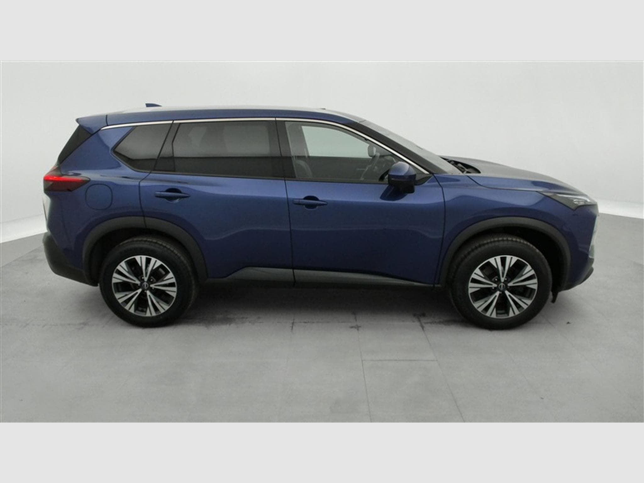 Nissan X-Trail 1.5 DIG-T 2WD N-Connecta 7pl.DCT NAVI / FULL LED (2023) - Photo 24