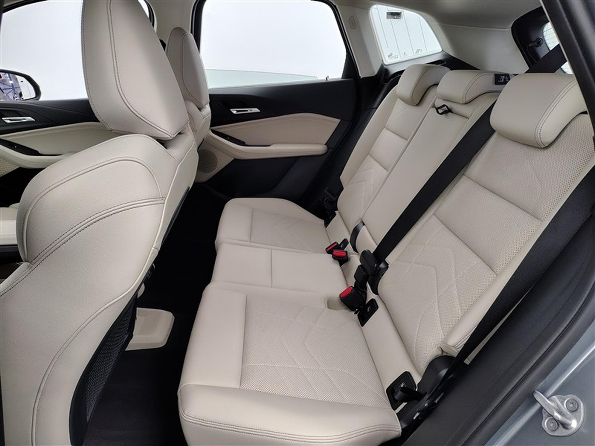 BMW 218 Active Tourer 218iA Cuir Navci / CarPlay / Caméra / ... (2023) - Photo 13