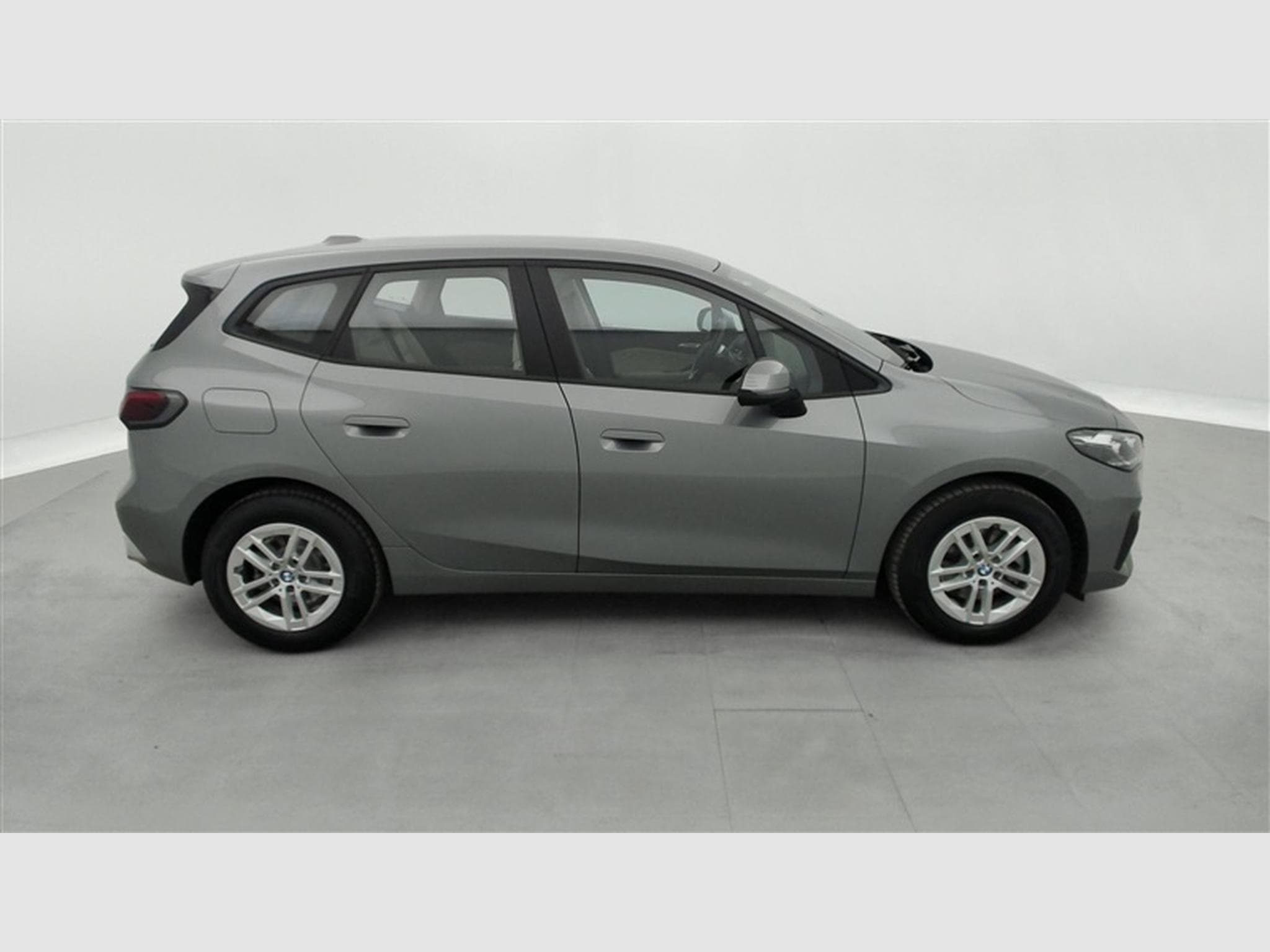 BMW 218 Active Tourer 218iA Cuir Navci / CarPlay / Caméra / ... (2023) - Photo 25