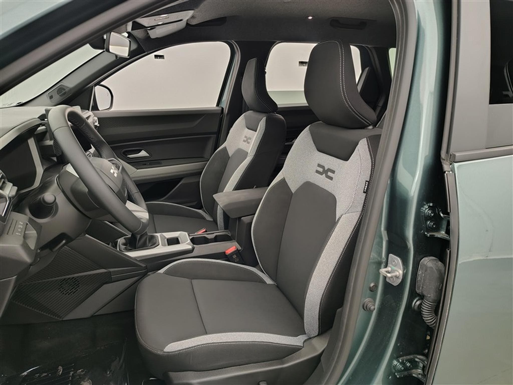 Dacia Bigster Mild Hybrid 140cv Journey à adapter (2026) - Photo 7