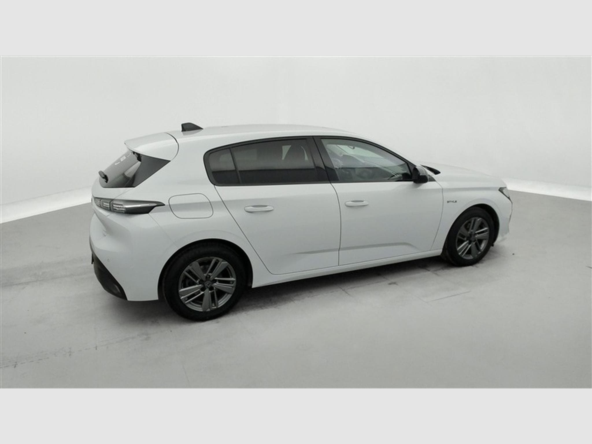 Peugeot 308 1.2 PureTech Style *CARPLAY/FULL LED/PDC/JA16* (2023) - Photo 24