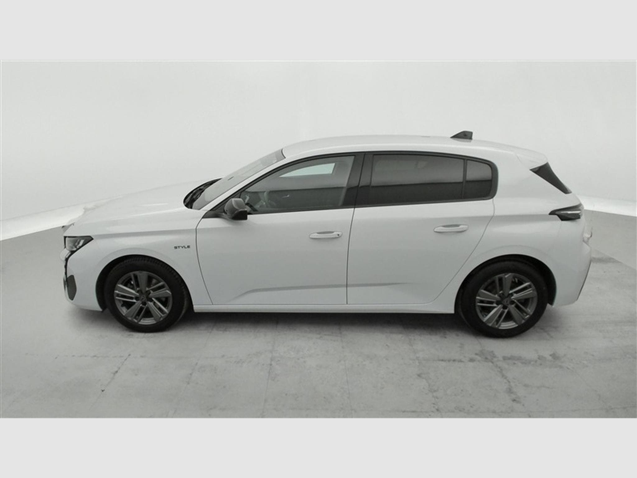 Peugeot 308 1.2 PureTech Style *CARPLAY/FULL LED/PDC/JA16* (2023) - Photo 3
