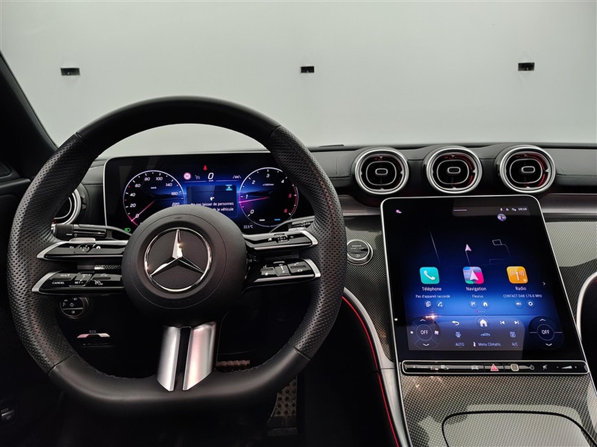 Mercedes C 200 d MHEV  STAR EDITION/AMG LINE/Toit Pano/ JA 19"/... (2025) - Photo 9