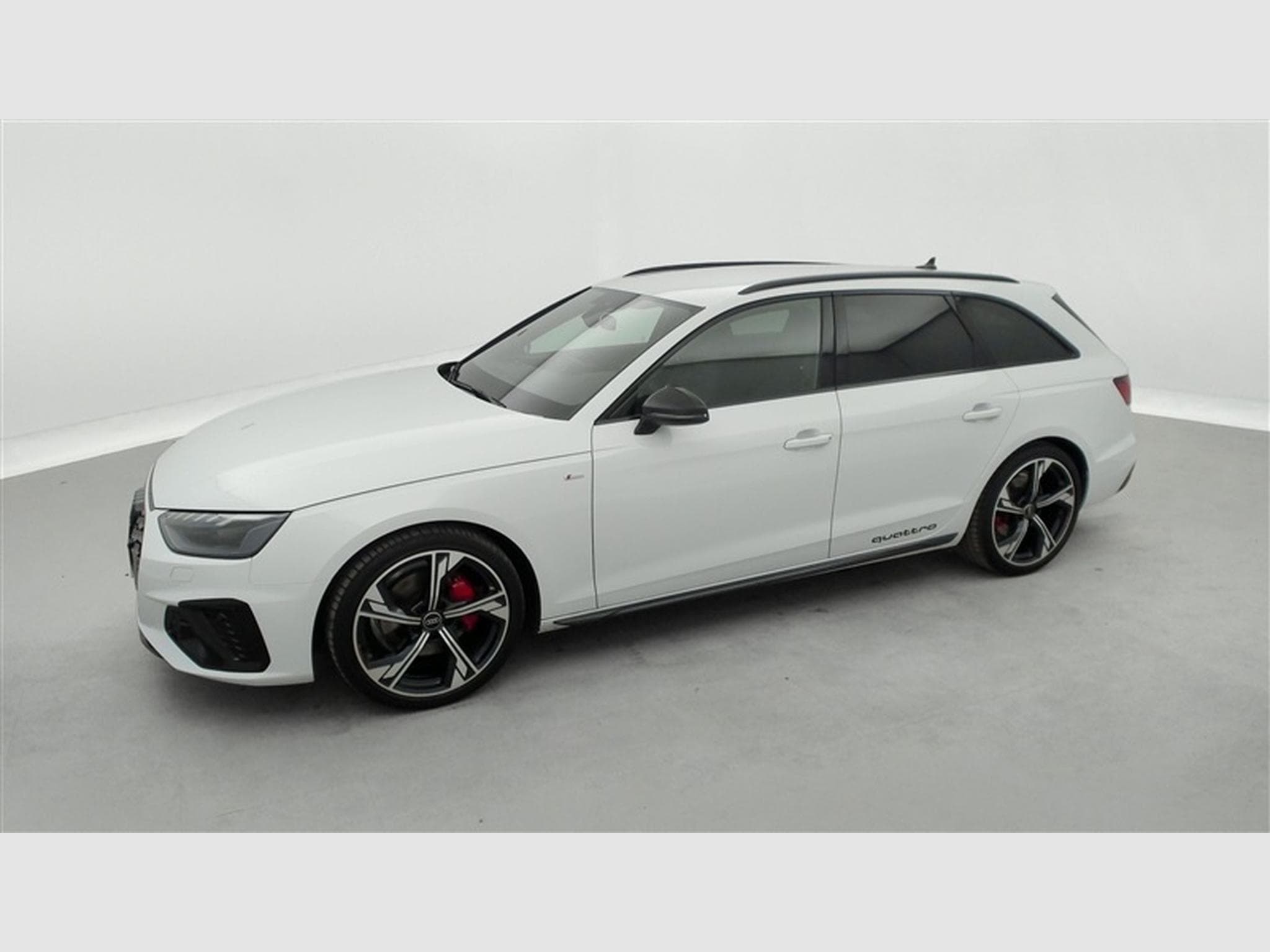 Audi A4 40 TDI QUATTRO S-Tronic S-Line (2025) - Photo 23