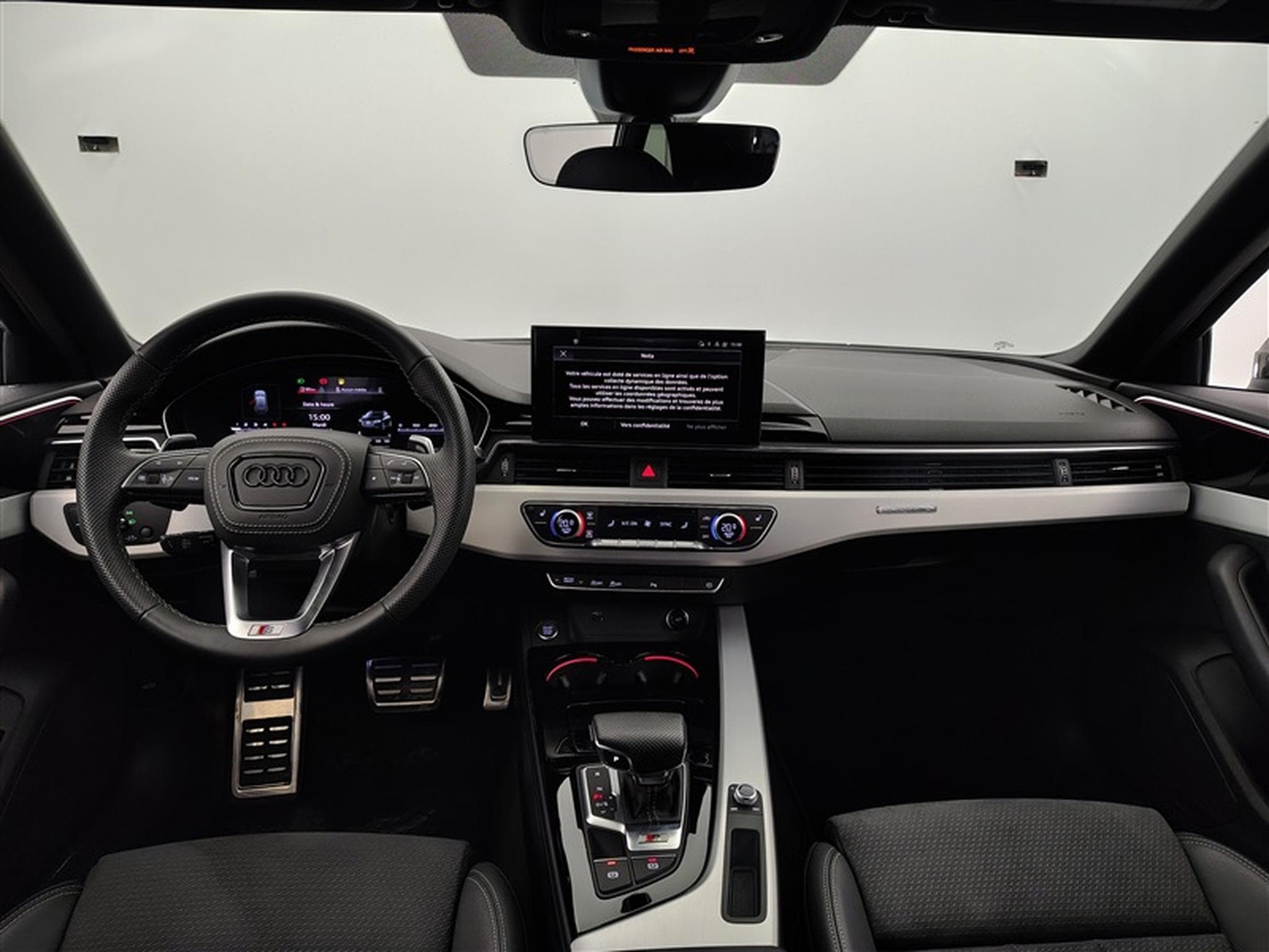 Audi A4 40 TDI QUATTRO S-Tronic S-Line (2025) - Photo 8
