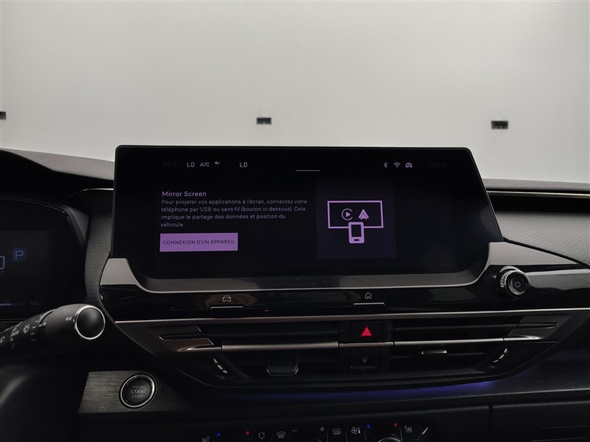 Citroen C5 X 1.2 PureTech 130cv EAT8 Plus NAVI / FULL LED / CUIR / JA 19" (2024) - Photo 19