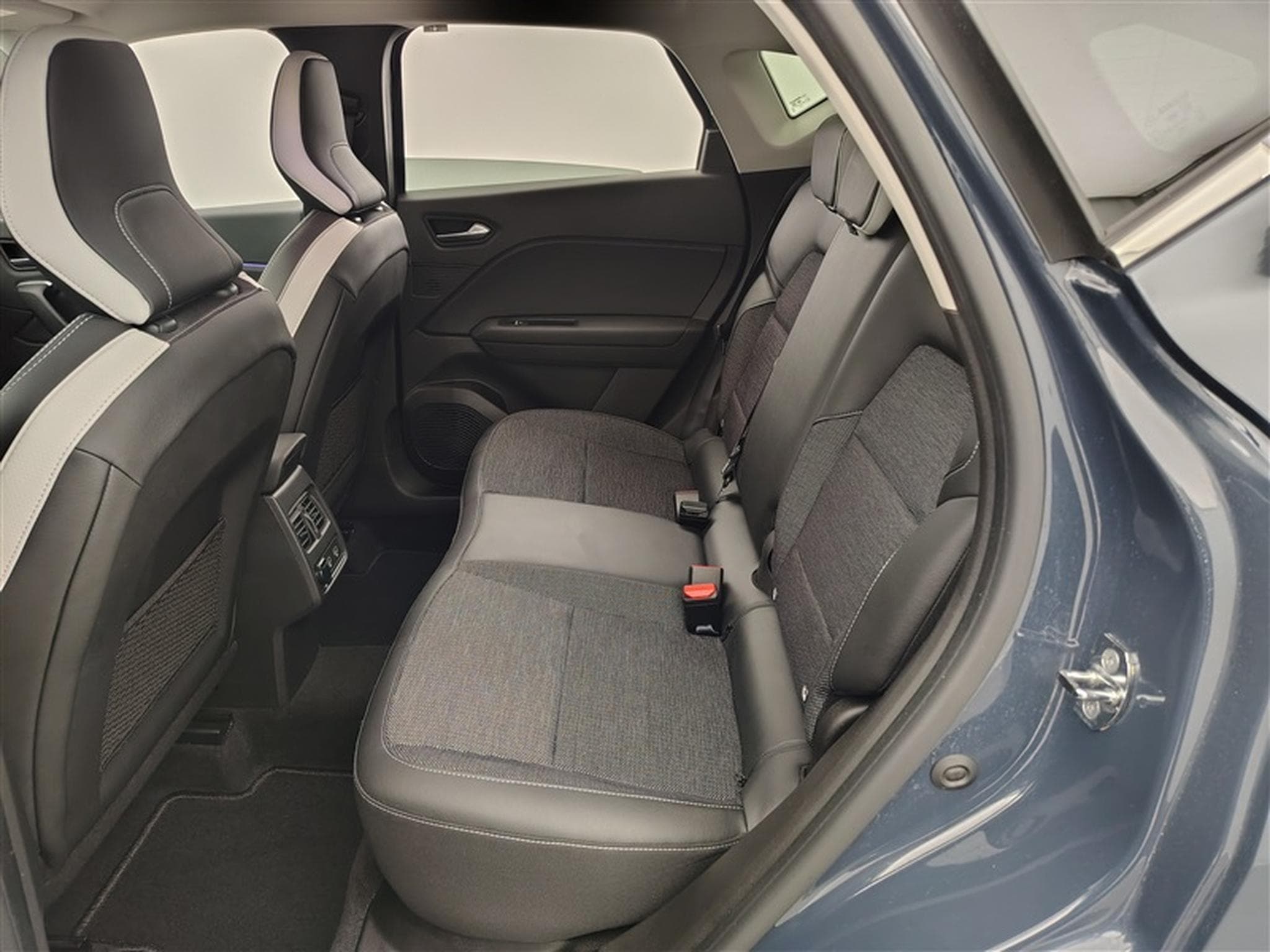 Renault Captur INTENS CLIM/NAVI/CAM/PDC (2021) - Photo 13