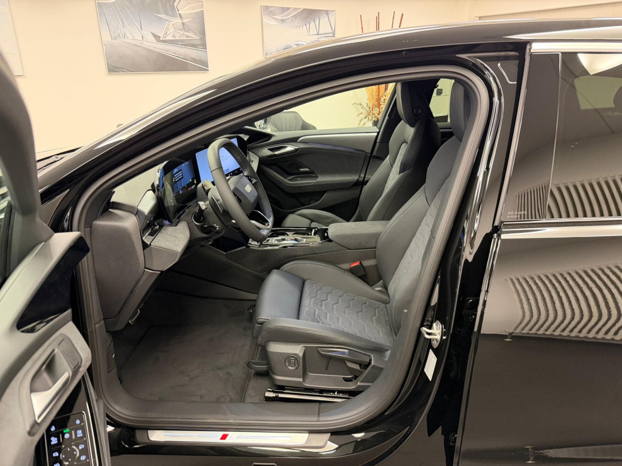 Audi A6 e-tron Avant S line 286 CV / 210 kW (2026) - Photo 3