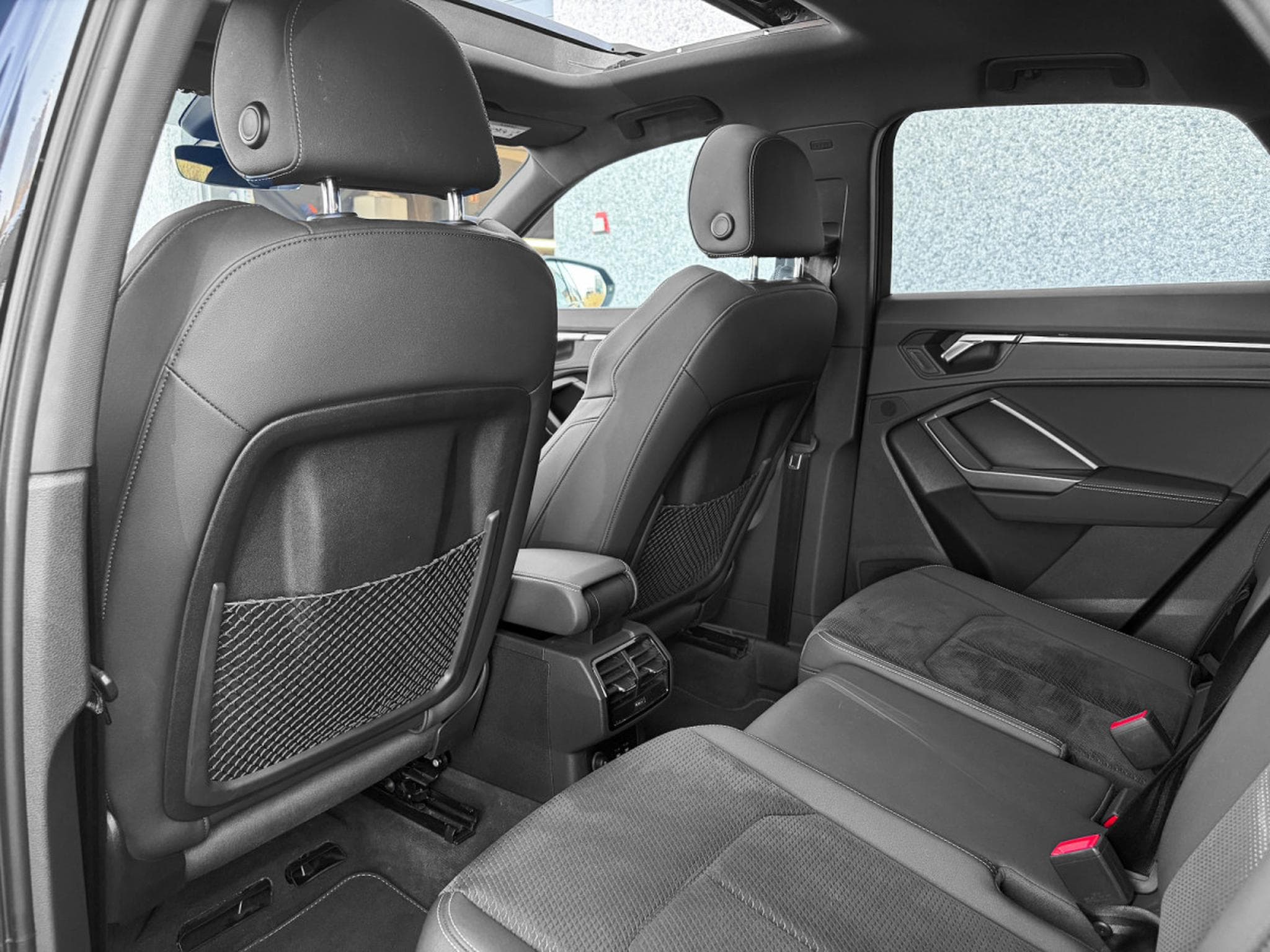 Audi Q3 Q3 Sportback 35 TFSI S line/Pano/19/360°/ (2021) - Photo 8