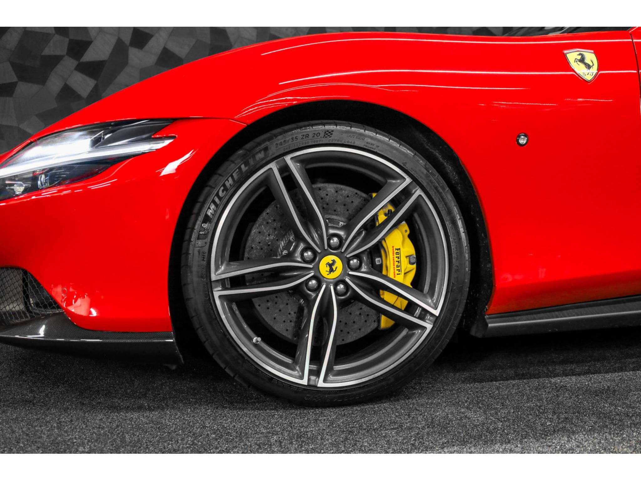 Ferrari Roma V8 - ROSSO CORSA (2022) - Photo 11