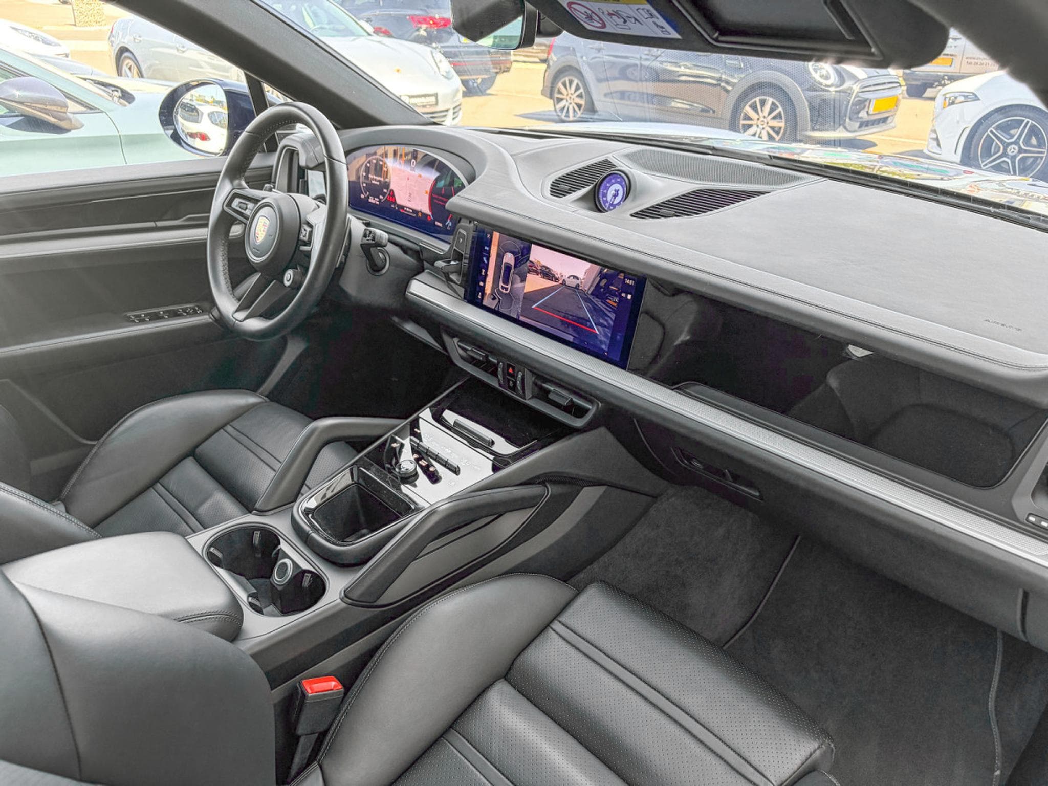 Porsche Cayenne Cayenne Coupe / PANORAMA / ACC / 360° / CHRONO/HUD/VOLL (2024) - Photo 20
